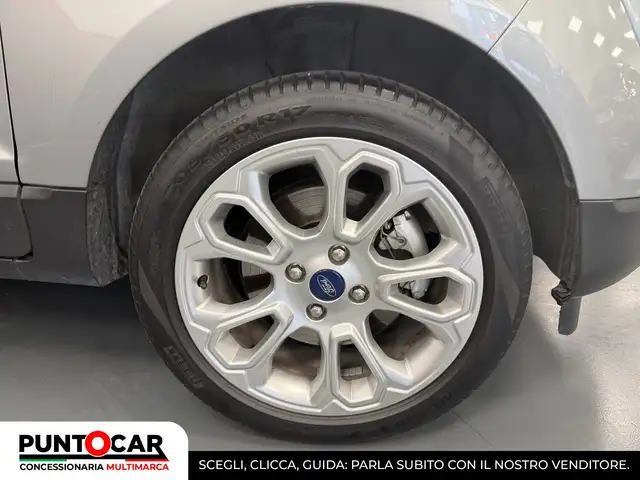 Ford Ecosport view 4