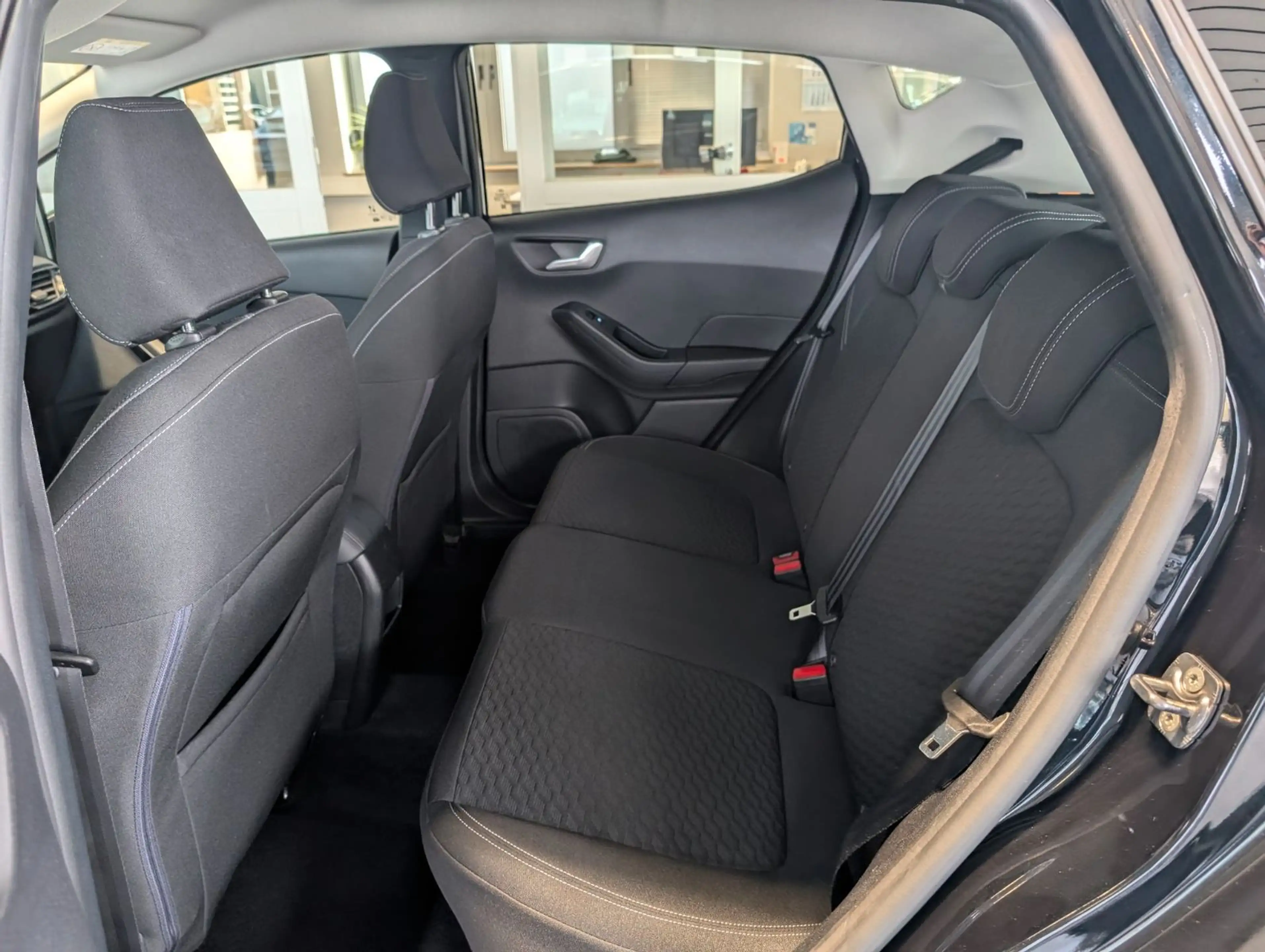 Ford Fiesta Titanium X Aut.*LED*Virtual*ACC*NAV*KAM* — photo 8