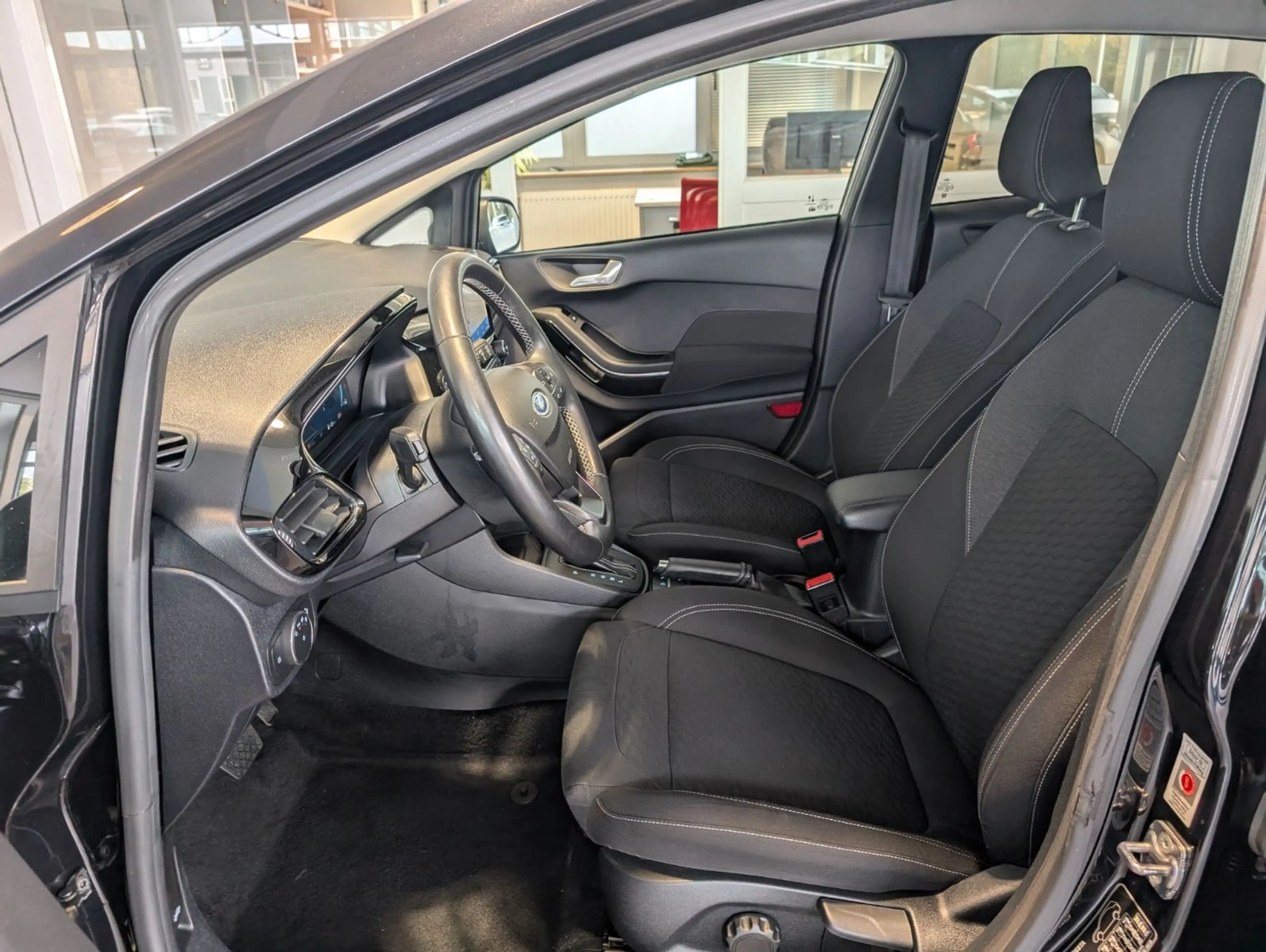 Ford Fiesta Titanium X Aut.*LED*Virtual*ACC*NAV*KAM* — photo 7