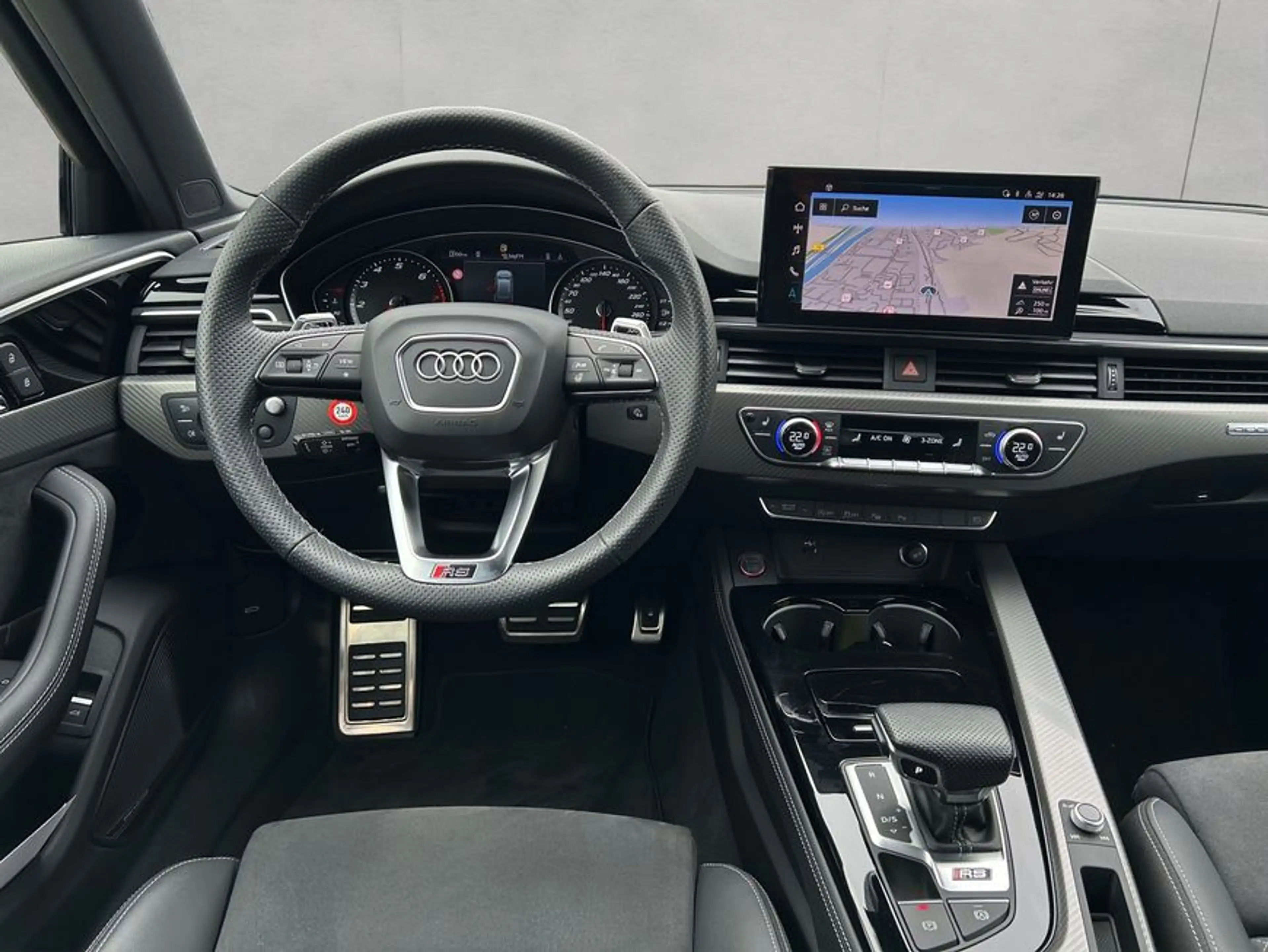 Audi RS4 Avant quattro tiptronic — photo 13