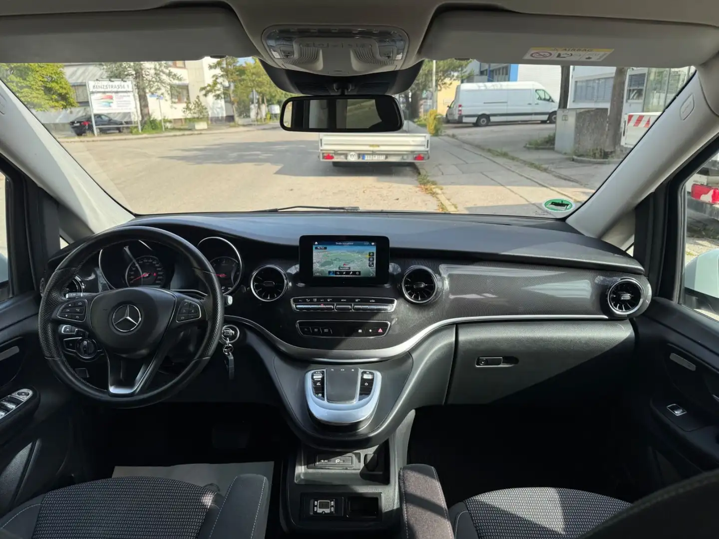 Mercedes-Benz V 220 d lang LED/STH/Klima/Dist./Kam/8S/19"Brabus Weiß - 2