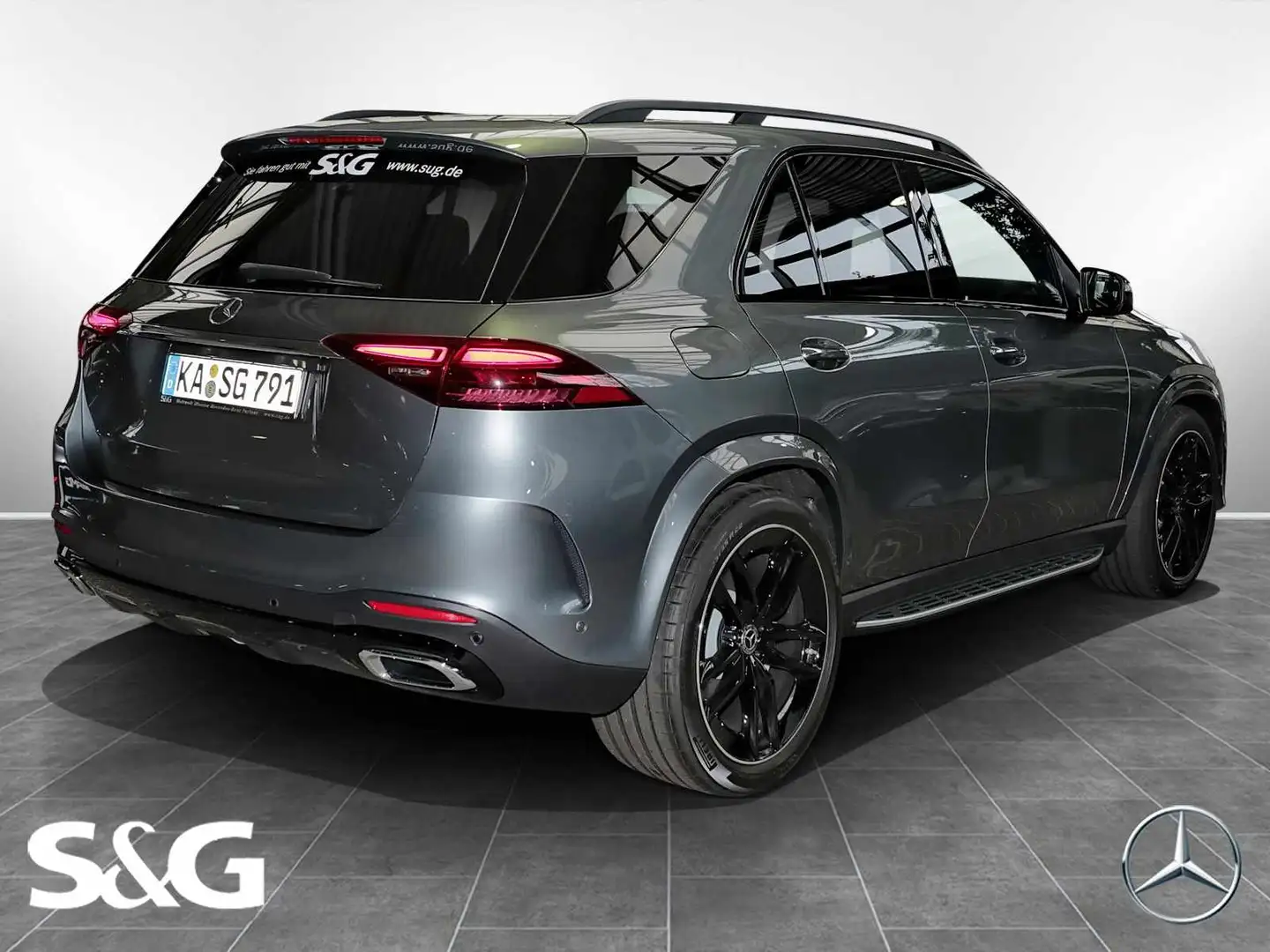 Mercedes-Benz GLE 300 d 4M AMG Night+Pano+360°+AHK+LED+Fahrass Grau - 2