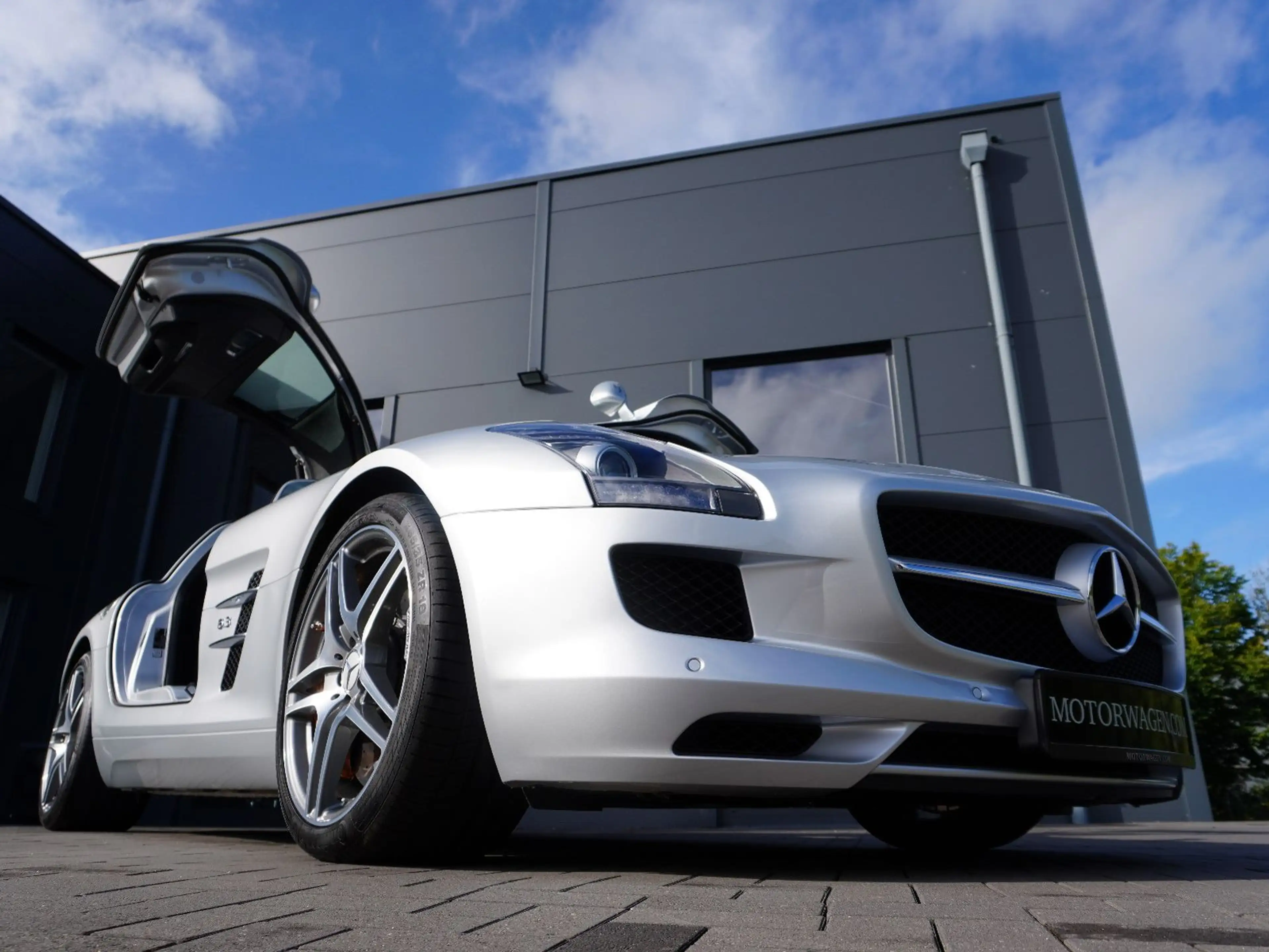 Mercedes-Benz SLS Deutsch,1.Hd.,Vollaust.,1370 KM !! — photo 15