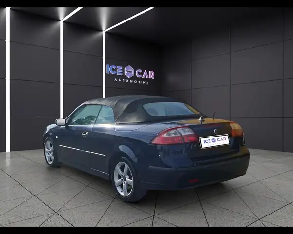 Saab 9-3 view 7