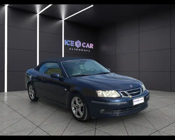 Saab 9-3 view 3