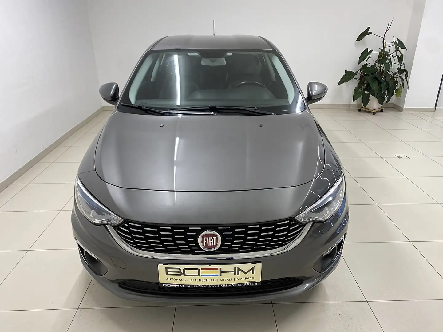 Fiat Tipo 120PS.TurboDiesel  **8.990,-  Lounge-Ausstattung Silber - 2