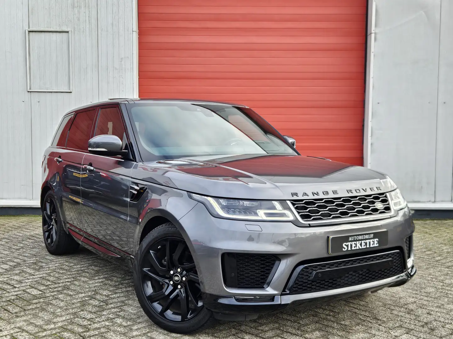 Land Rover Range Rover Sport 3.0 TDV6 HSE Dynamic Schwarz - 1