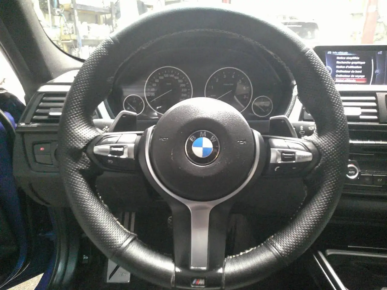 BMW 3 Series снимка BMW 3 Series