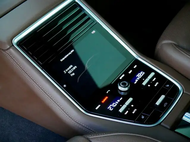 Porsche Panamera 2.9 4 E-Hybrid *BOSE - Panorama - Sport Chrono* Ansicht 16