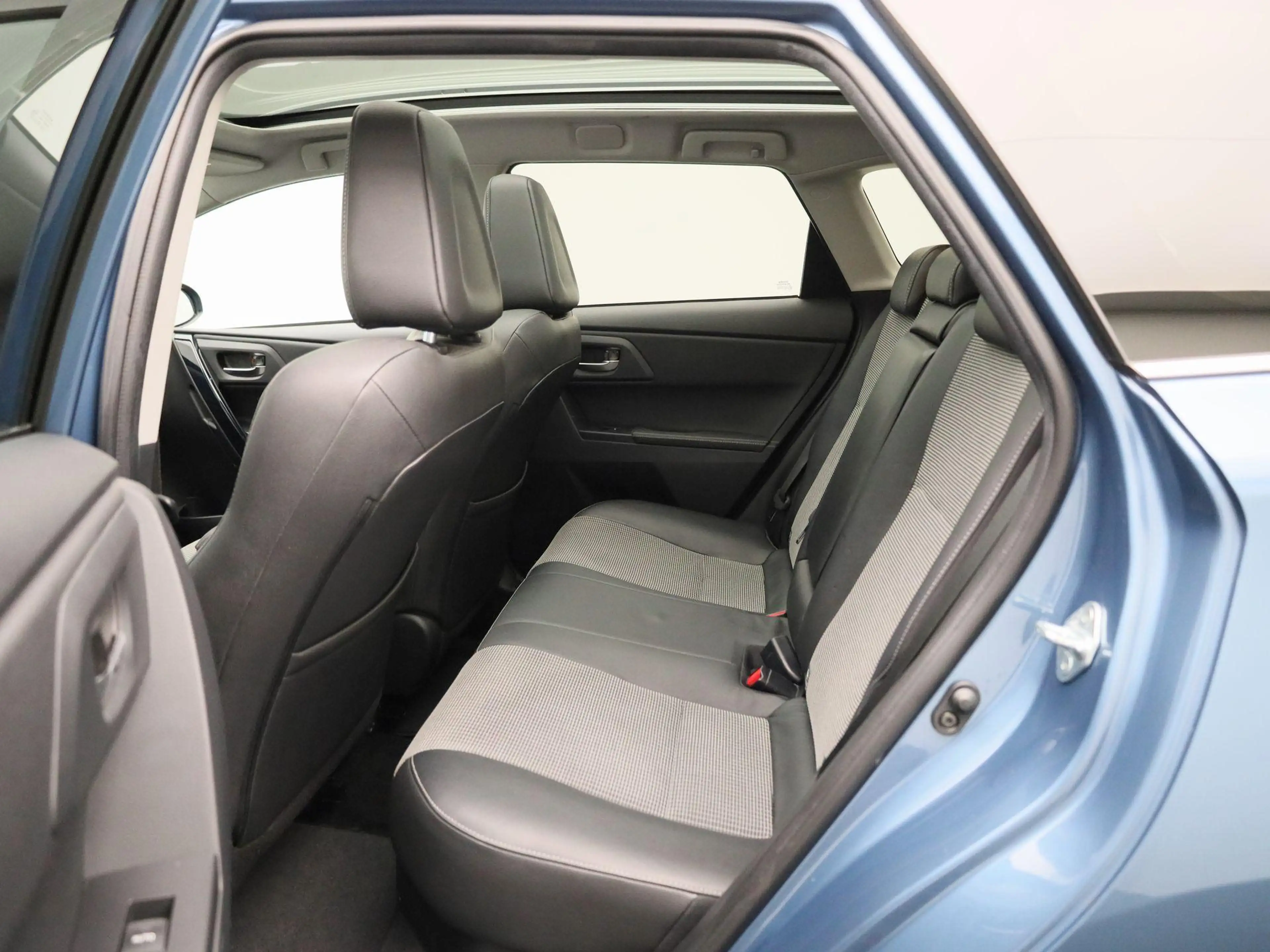Toyota Auris Touring Sports 1.8 Hybrid Lease pro | Wordt Verwac — photo 11