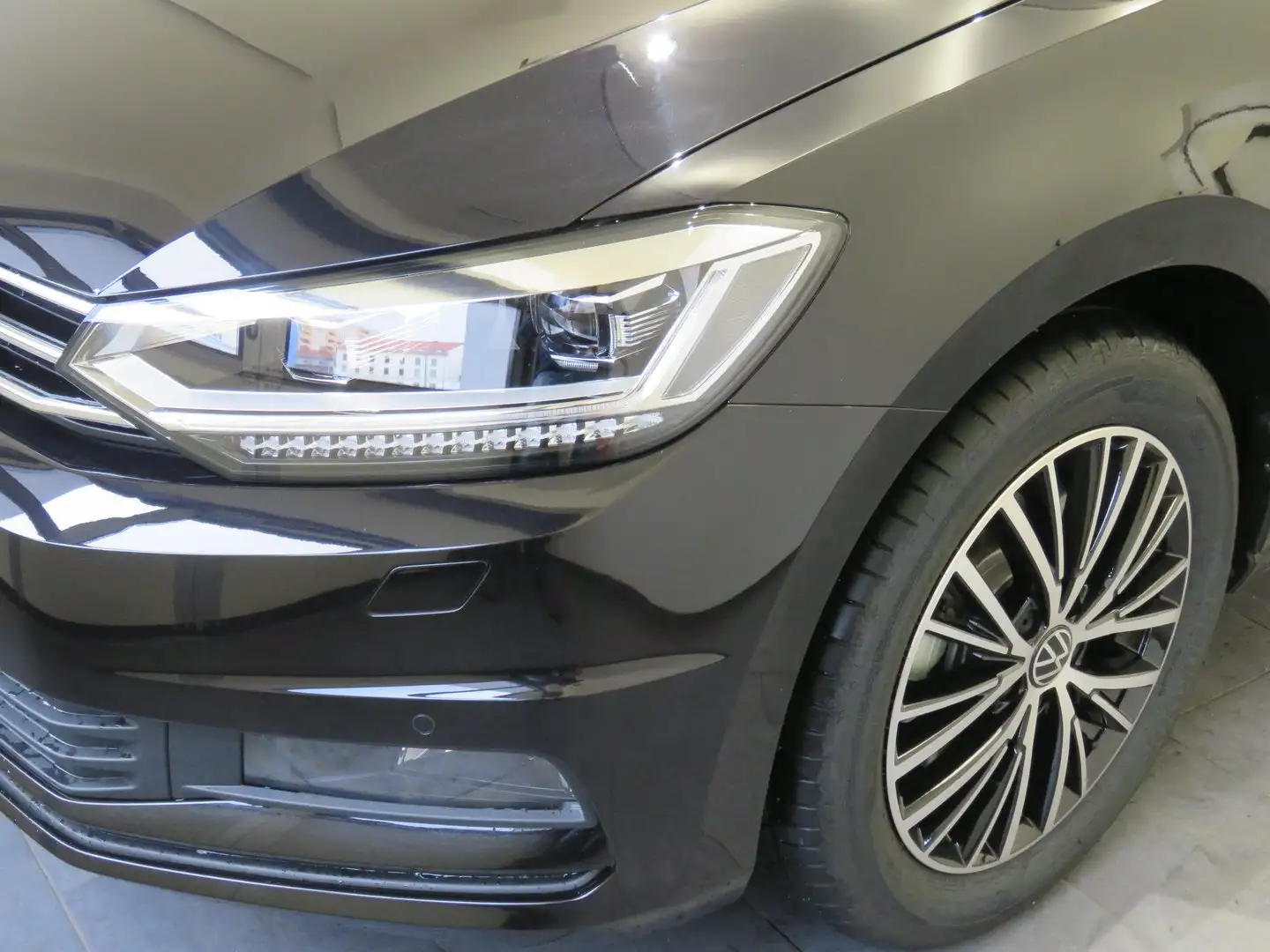Volkswagen Touran Friends TDI Negru - 2