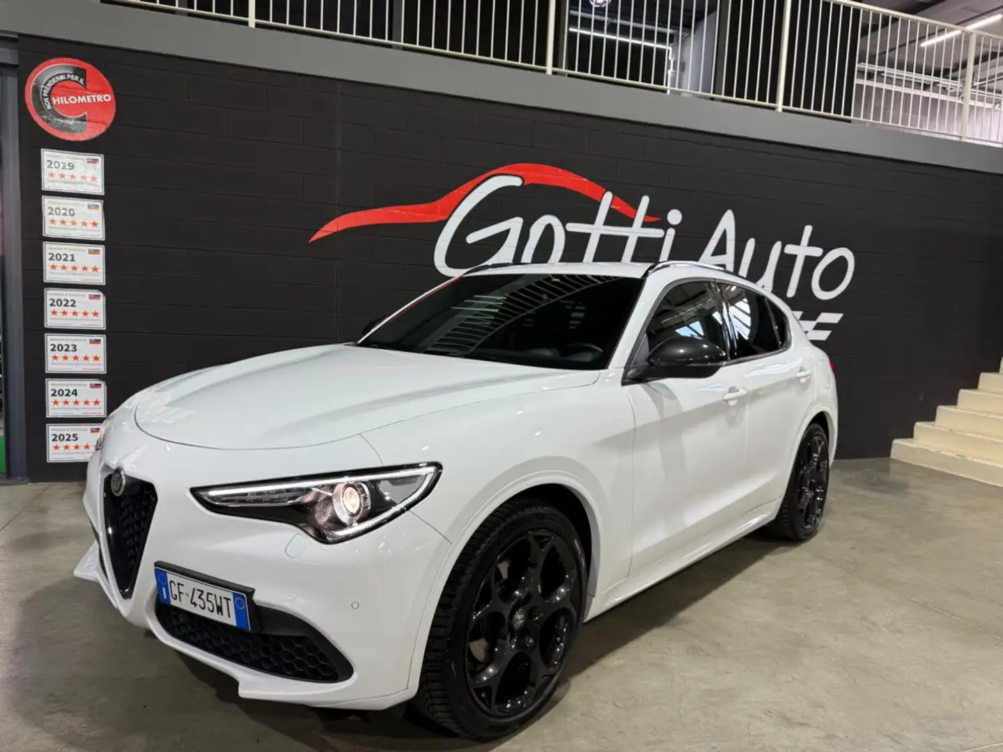 Alfa Romeo Stelvio CERCHI DA 21 210 CV VILLA D'ESTE Bianco - 1
