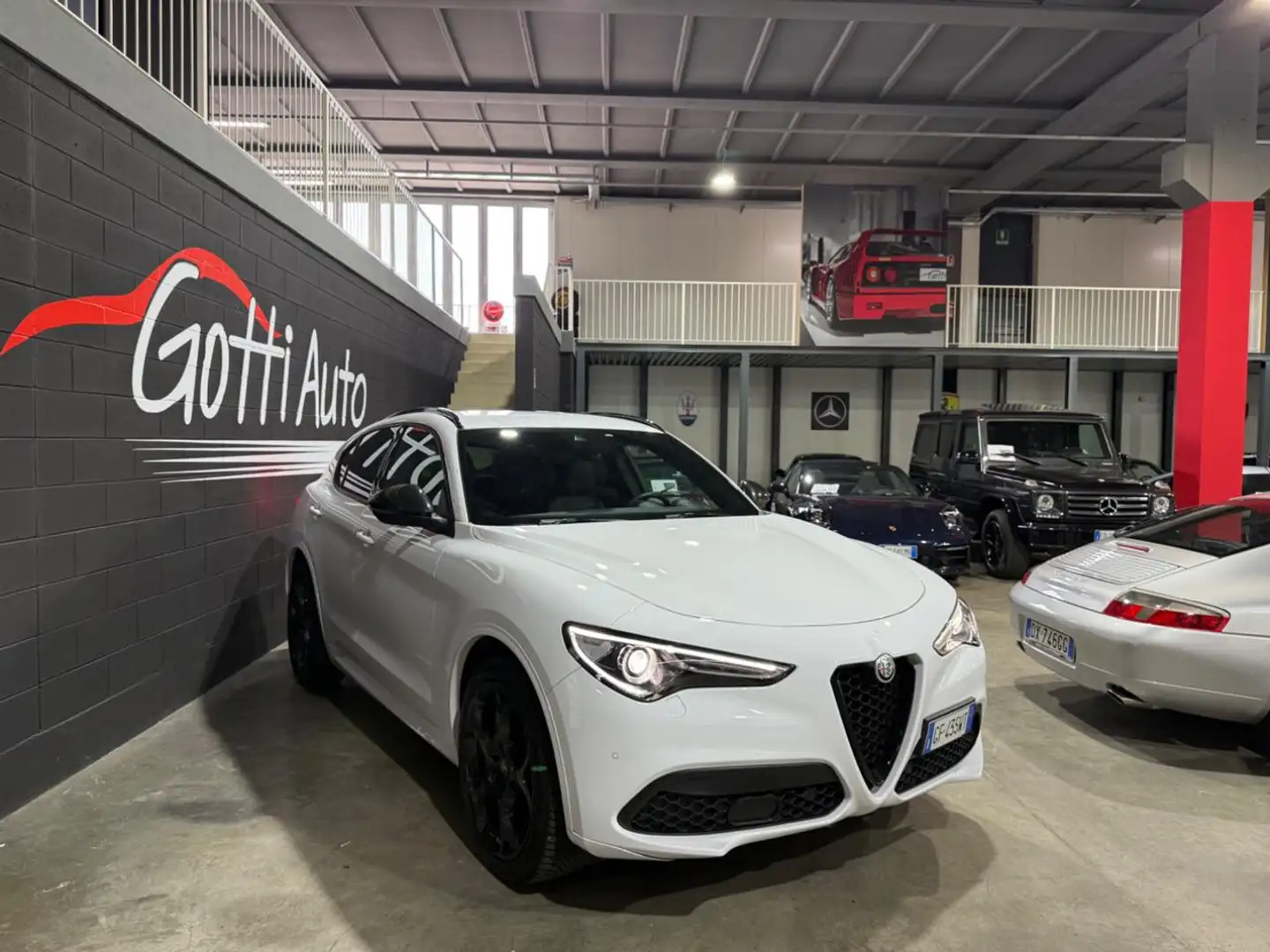 Alfa Romeo Stelvio CERCHI DA 21 210 CV VILLA D'ESTE Bianco - 2