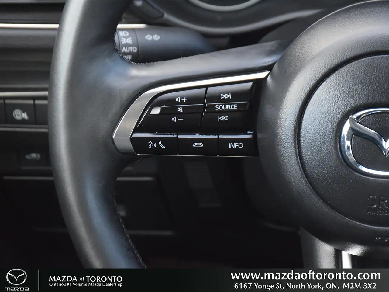 Mazda 3 снимка Mazda 3