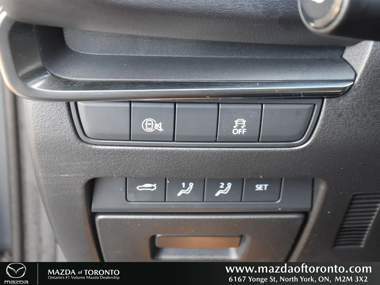 Mazda 3 снимка Mazda 3