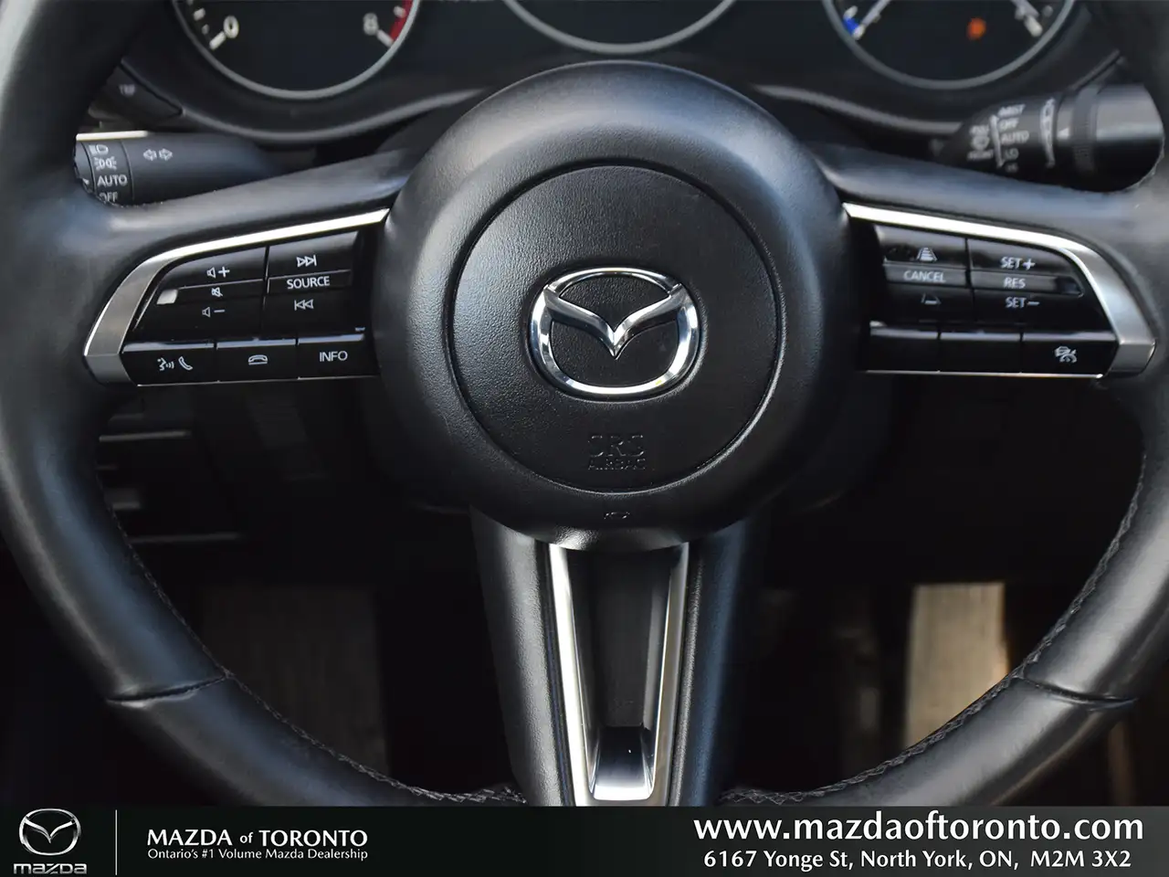 Mazda 3 снимка Mazda 3