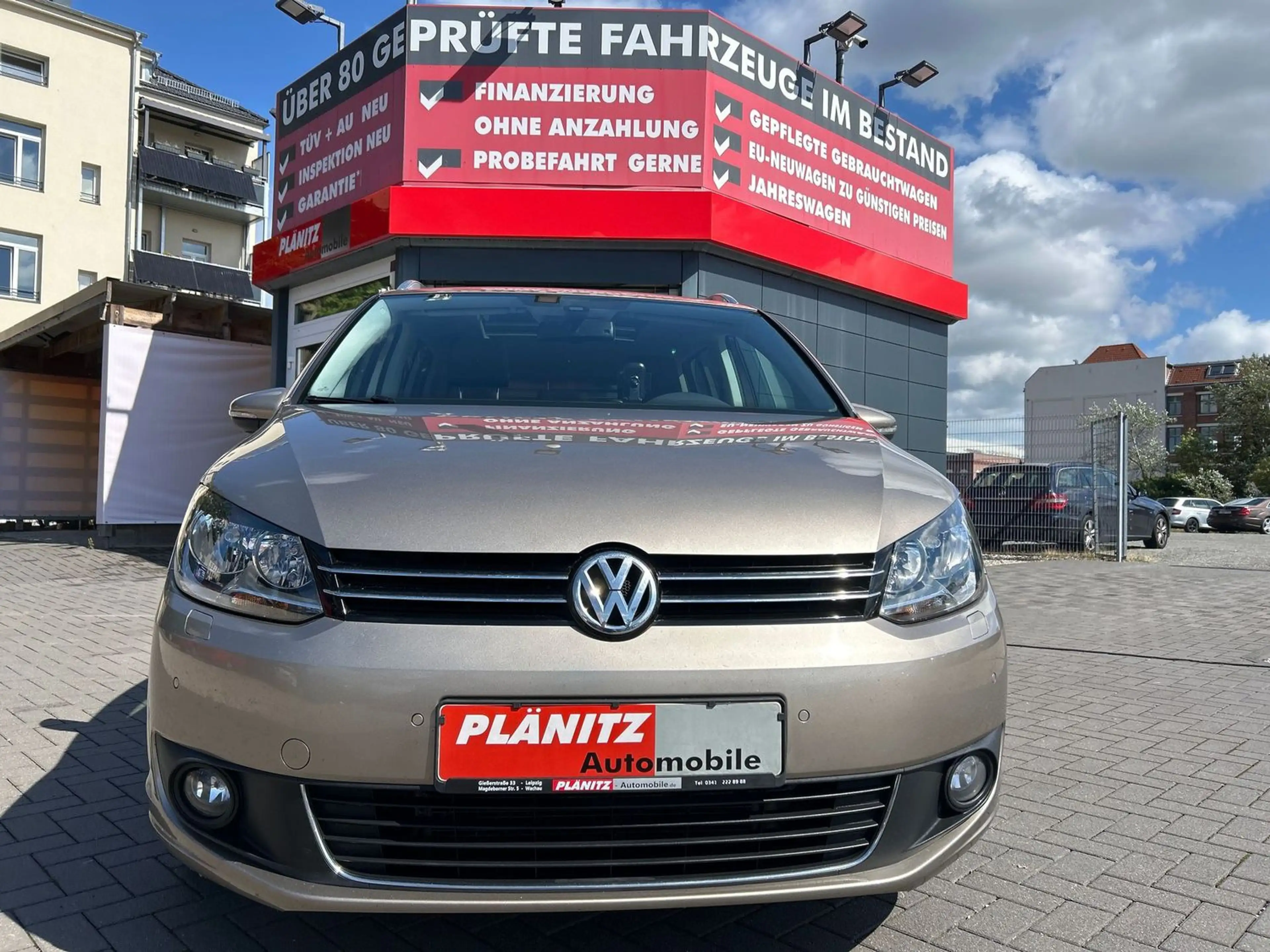 Volkswagen Touran Cup / Standheizung / Panoramadach — photo 2
