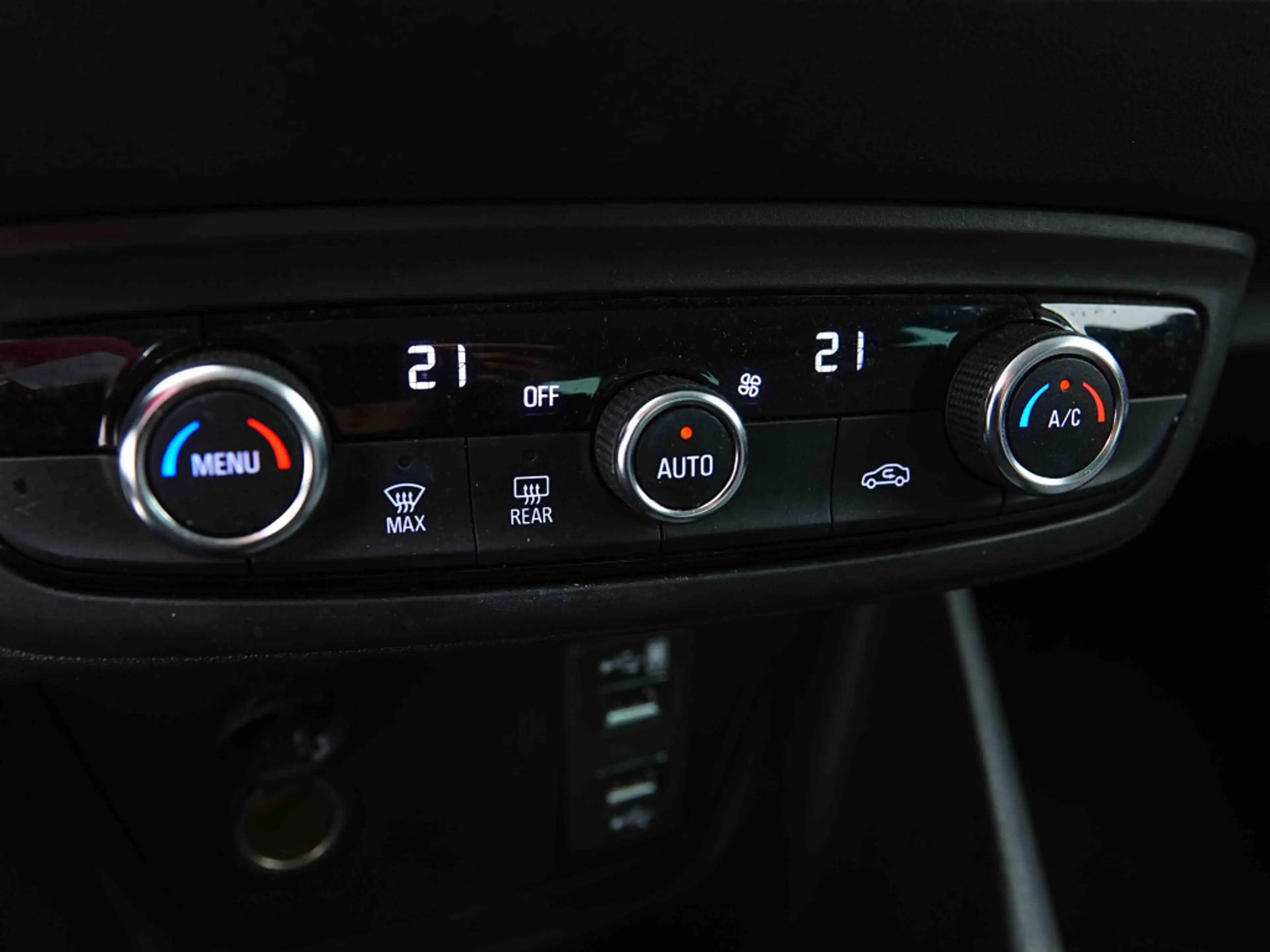 Opel Crossland 1.2 T 110 Elegance | GPS | Cam | LED | Carplay — photo 14