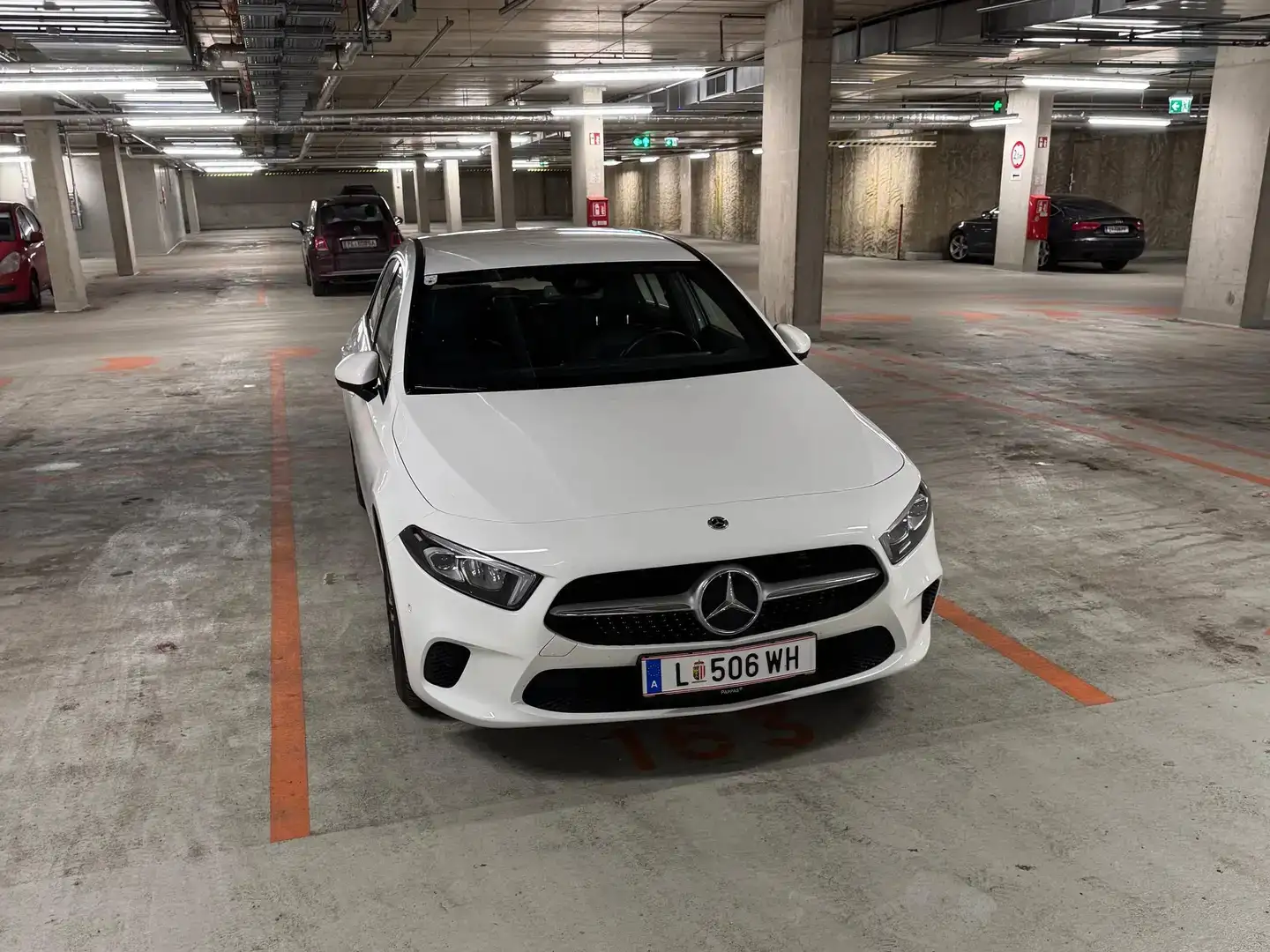 Mercedes-Benz A 180 A 180 d Aut. Weiß - 1
