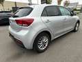 Kia Rio 1.0 T-GDI 100 Spirit, CARPLAY / CAMERA / CRUISE Plateado - thumbnail 4