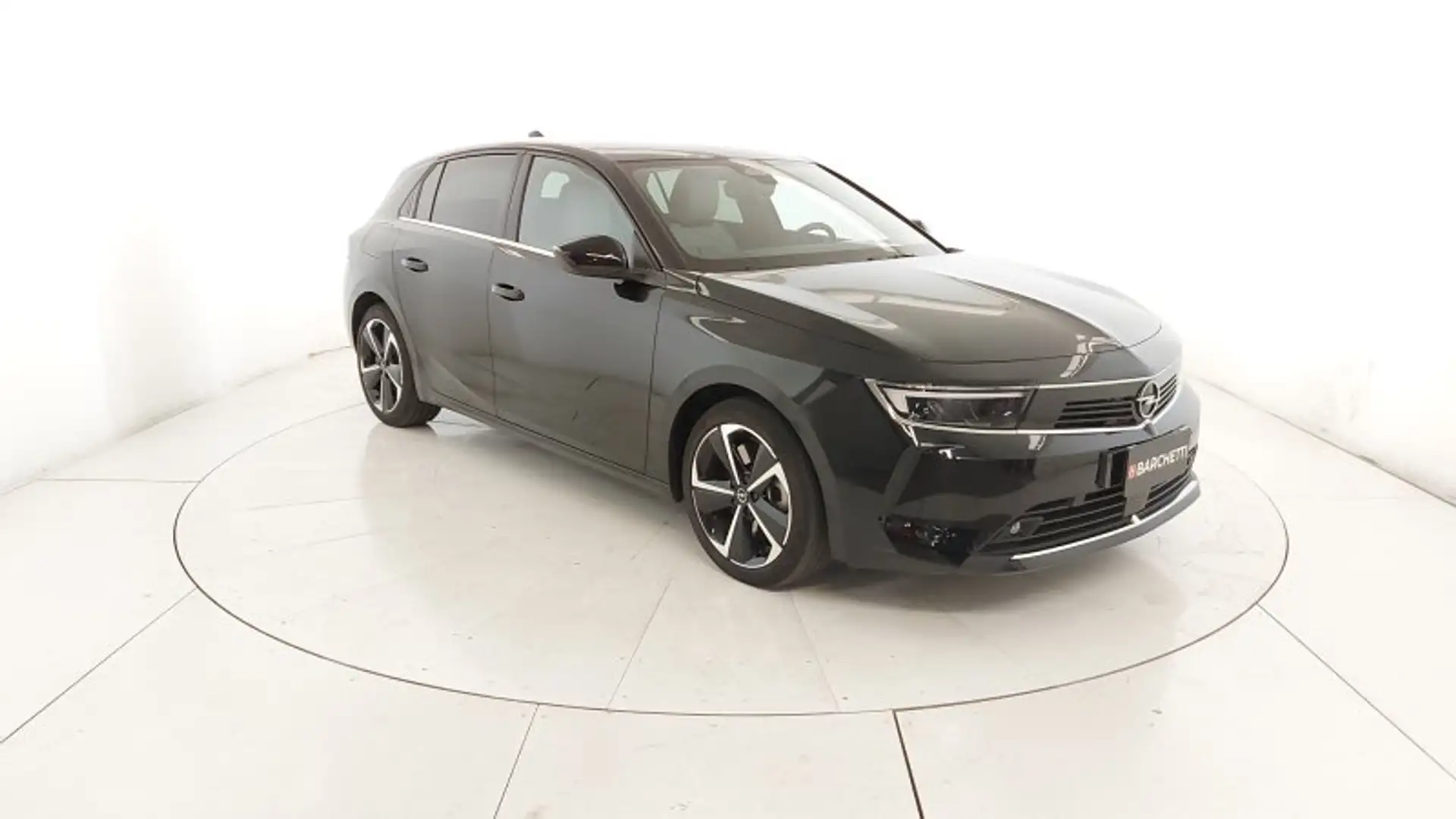 Opel Astra New 5P Business Elegance 1.6 Hybrid 180cv AT8 S& Noir - 1