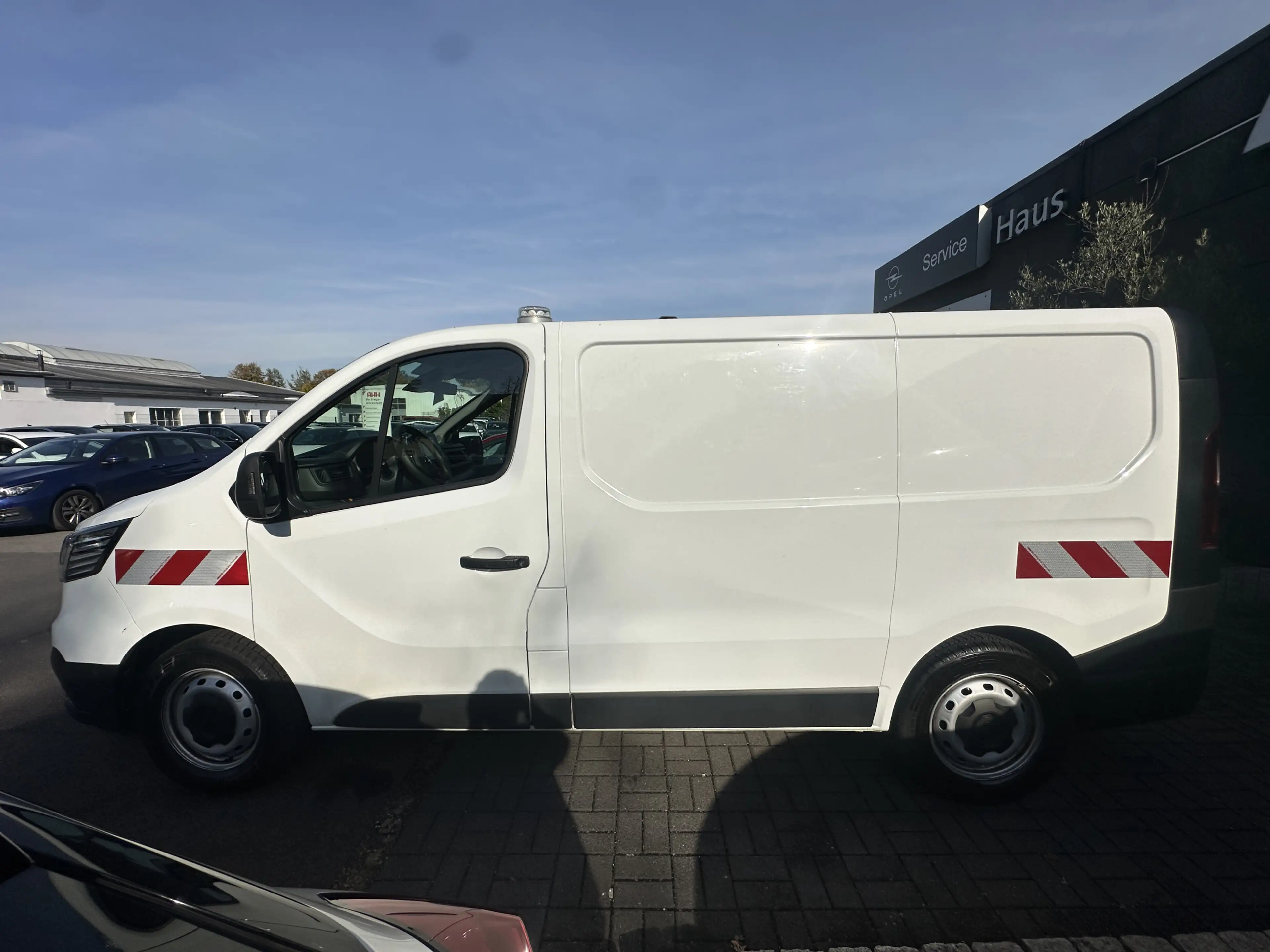 Renault Trafic L1*H1*3,0t*CAM*ST-heiz*Tempo*Totwinkel*1H — photo 6