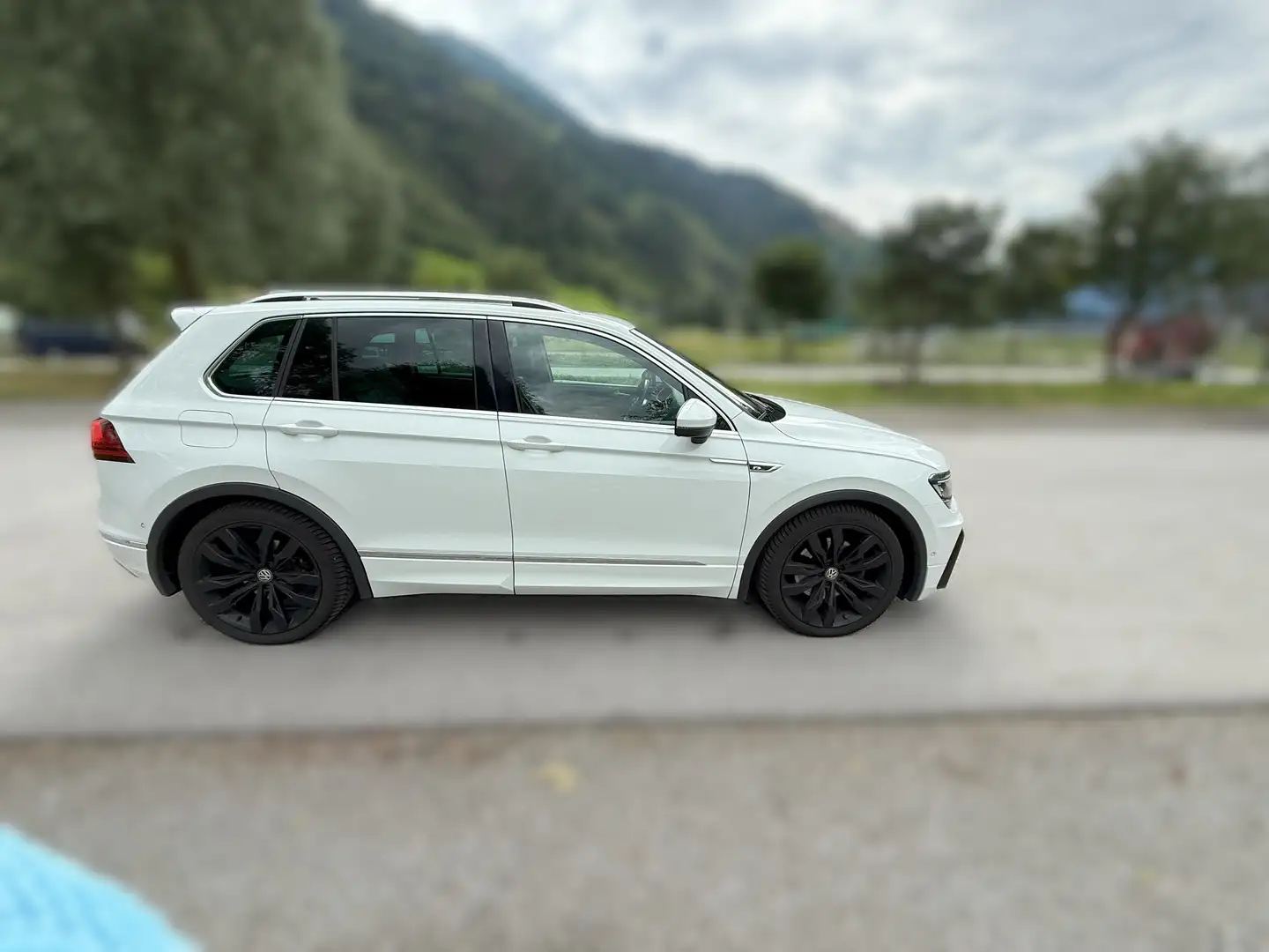 Volkswagen Tiguan Tiguan 2,0 TDI SCR 4Motion Highline DSG Highline Weiß - 1