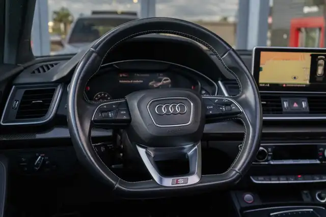 Audi SQ5 view 13