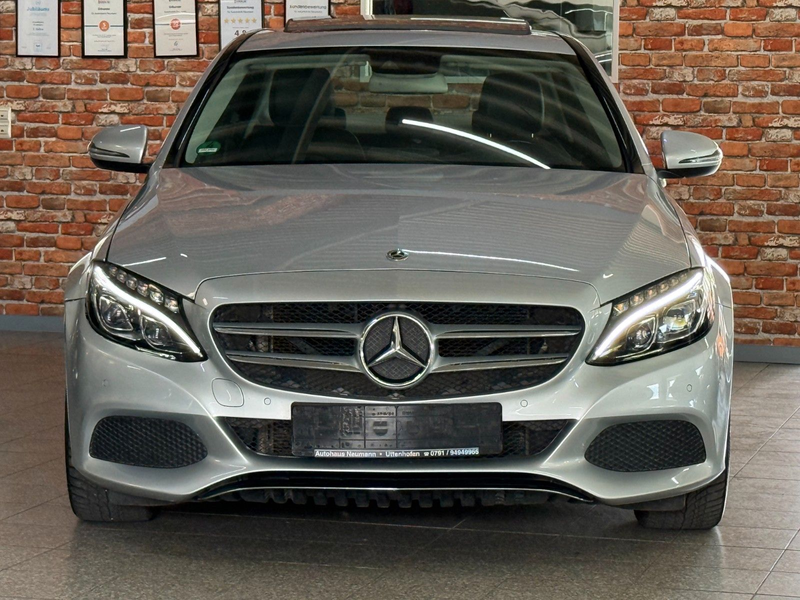 Mercedes-Benz C 200 CGI-Autom.-LED-Schiebedach-Navi-Teilleder — photo 2