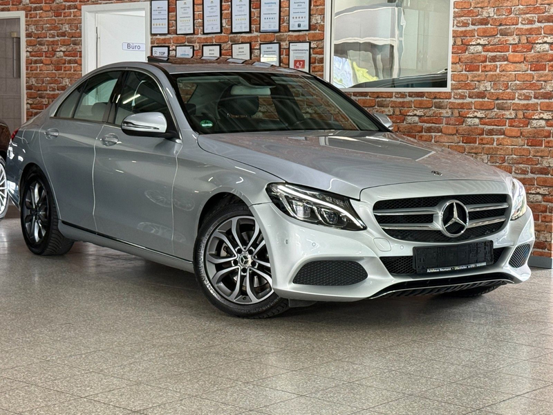 Mercedes-Benz C 200 CGI-Autom.-LED-Schiebedach-Navi-Teilleder — photo 3