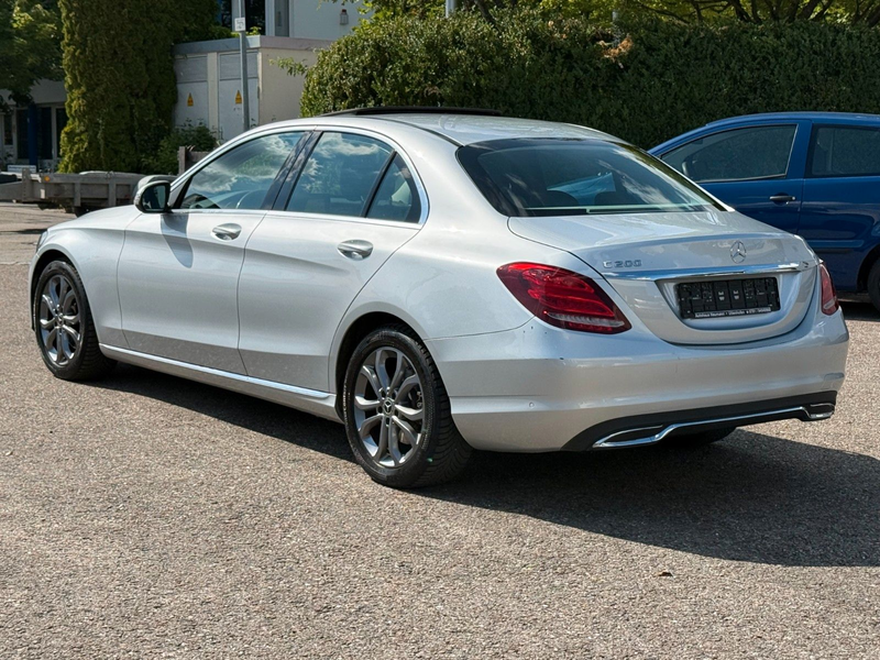 Mercedes-Benz C 200 CGI-Autom.-LED-Schiebedach-Navi-Teilleder — photo 7