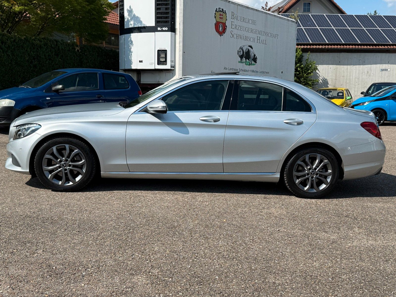 Mercedes-Benz C 200 CGI-Autom.-LED-Schiebedach-Navi-Teilleder — photo 6