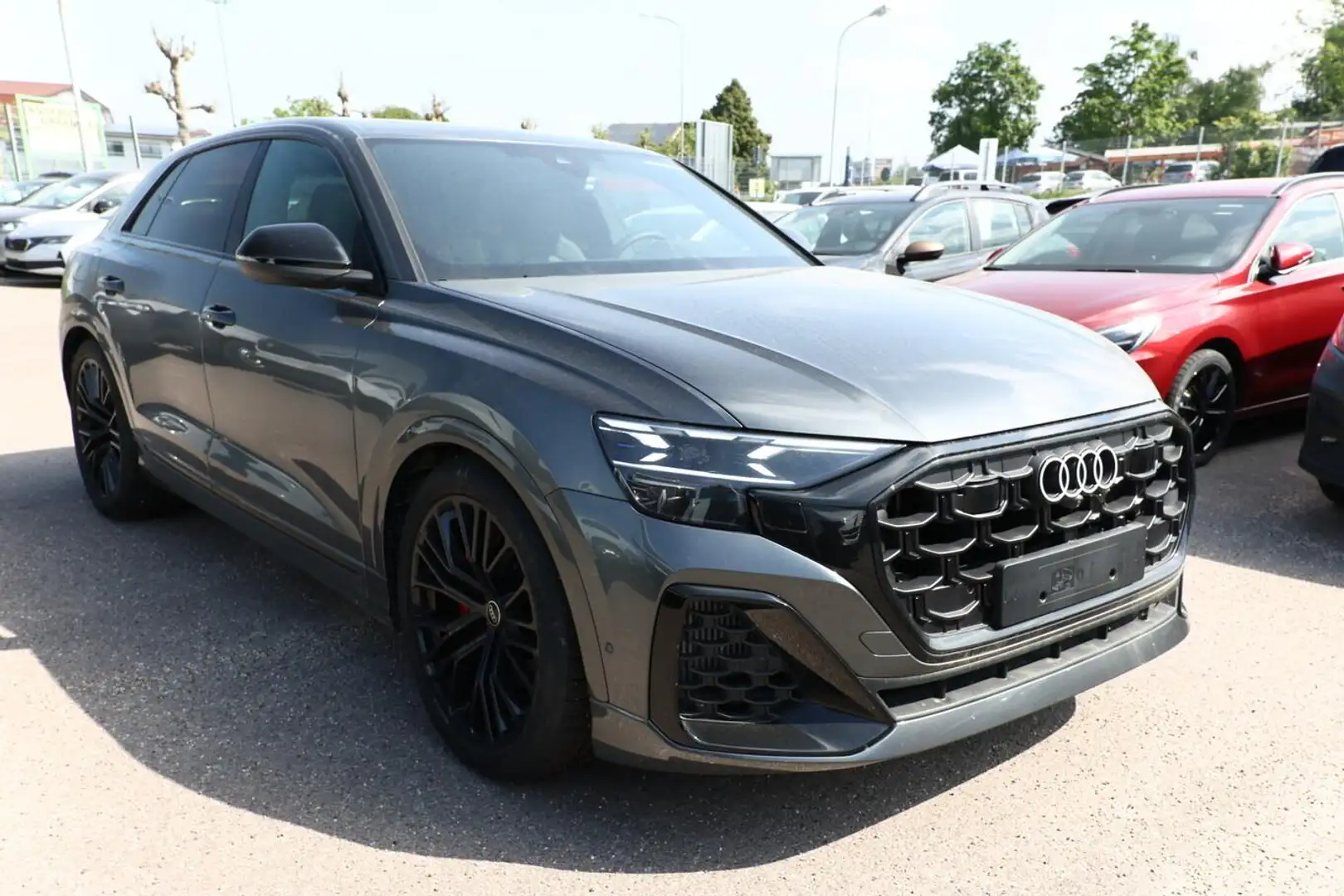 Audi SQ8 TFSI Facelift AssistenzP+ 22Z Pano B&O Leder 37... Gris - 1
