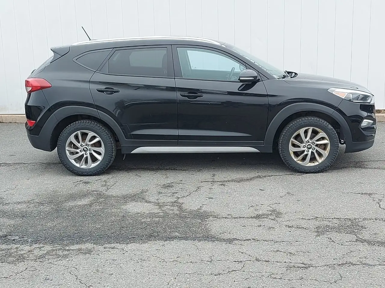 Hyundai TUCSON снимка Hyundai TUCSON