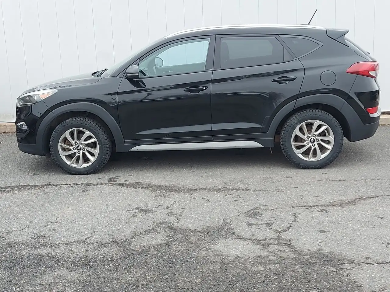 Hyundai TUCSON снимка Hyundai TUCSON