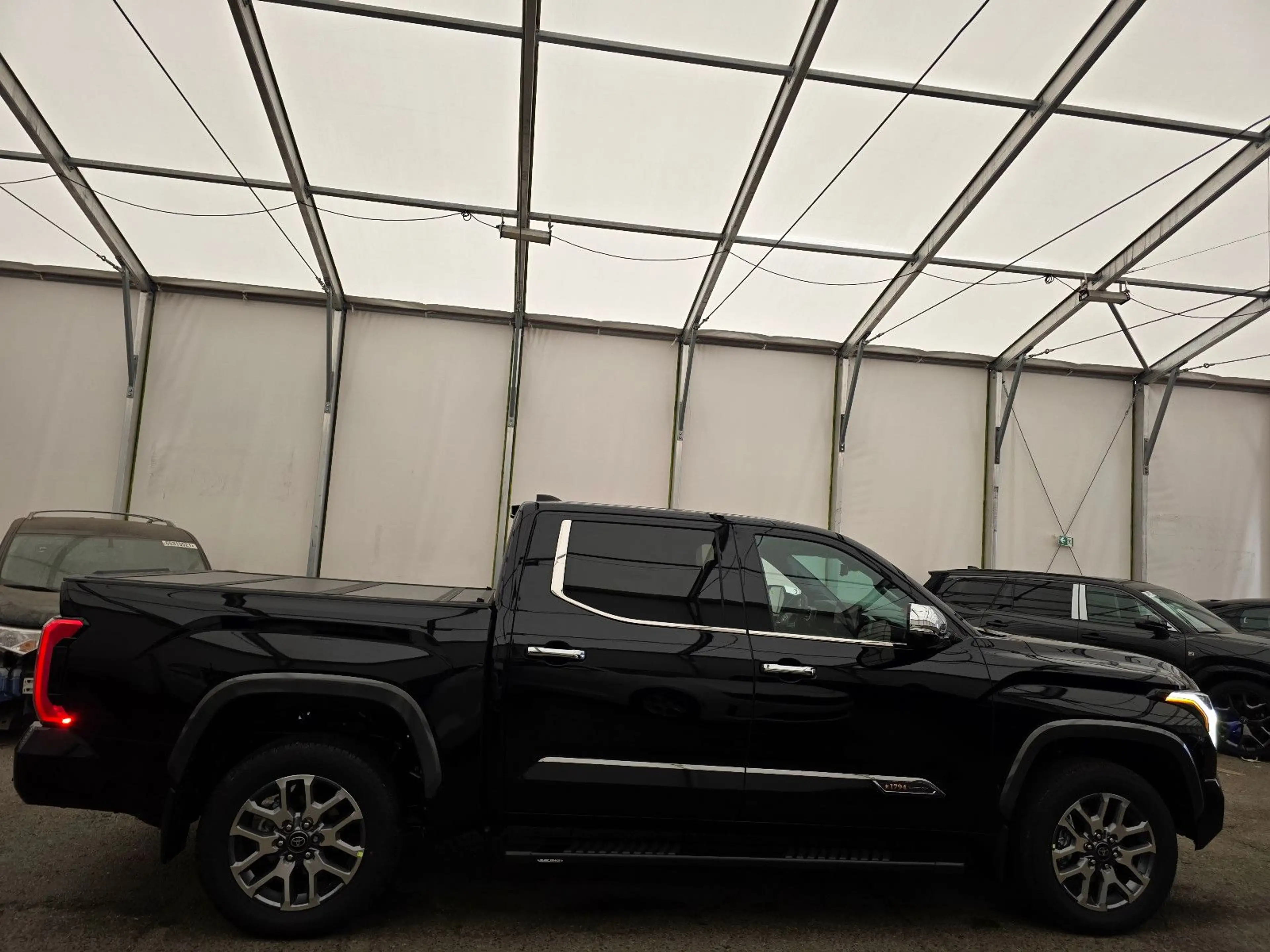 Toyota Tundra 1794 Edition T1: 72.000 EURO ! Stock ! — photo 4