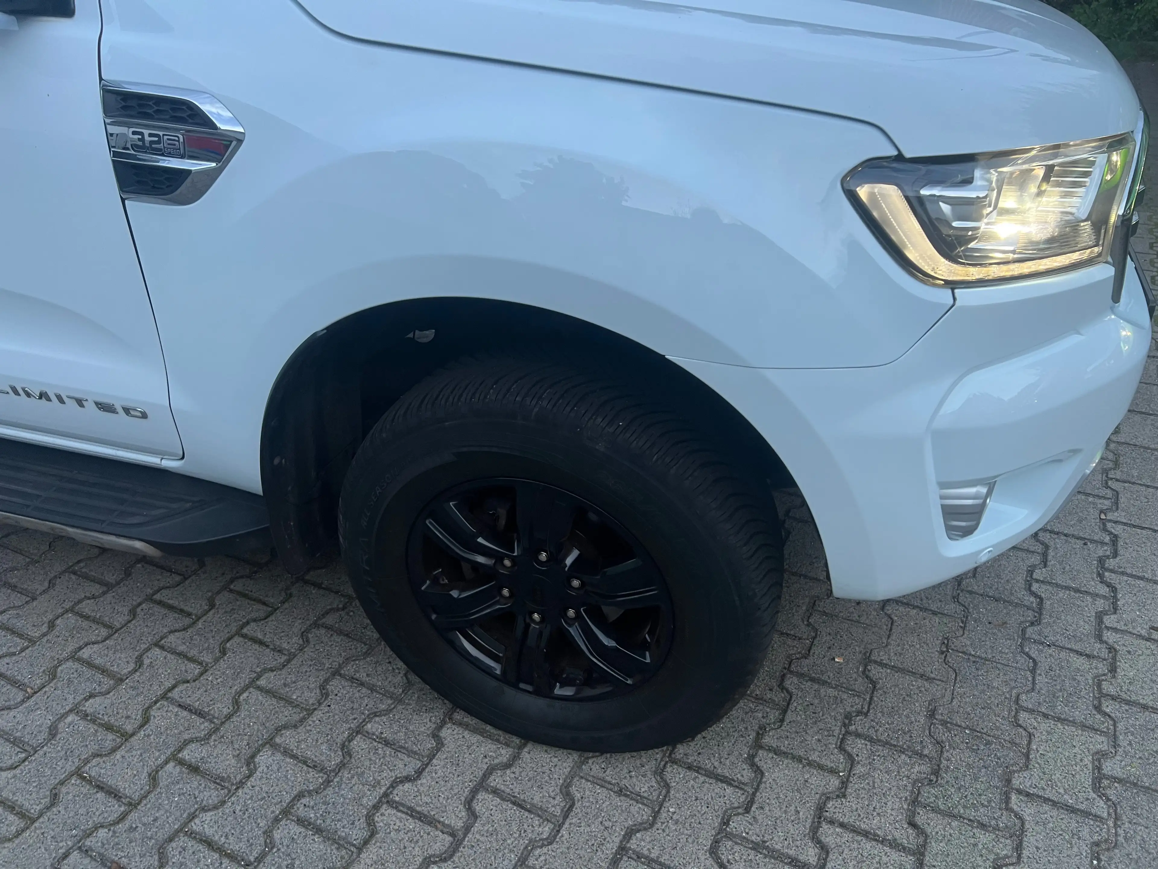 Ford Ranger Limited Doppelkabine 4x4 — photo 7