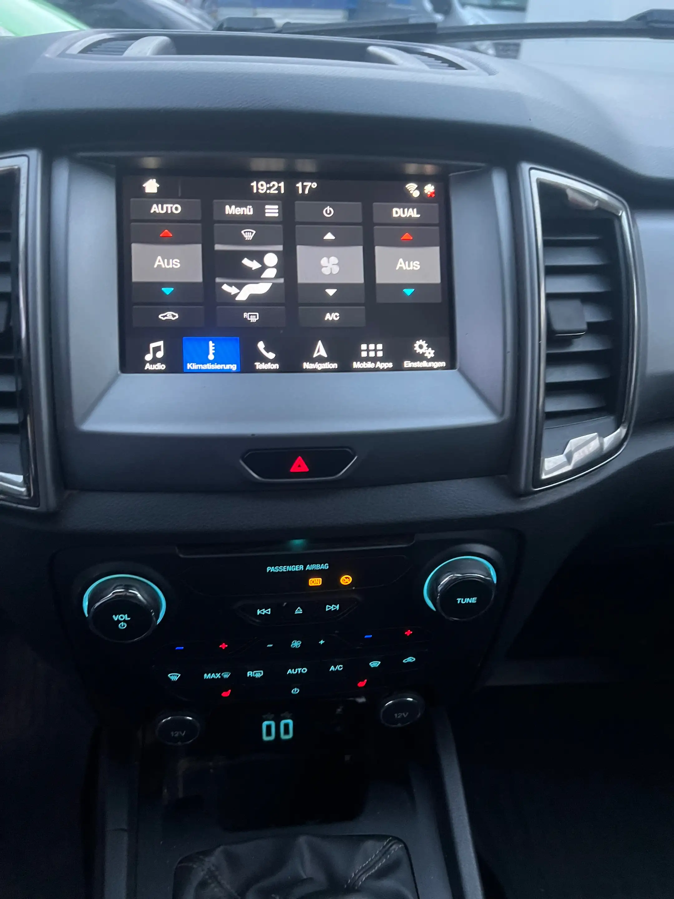 Ford Ranger Limited Doppelkabine 4x4 — photo 10