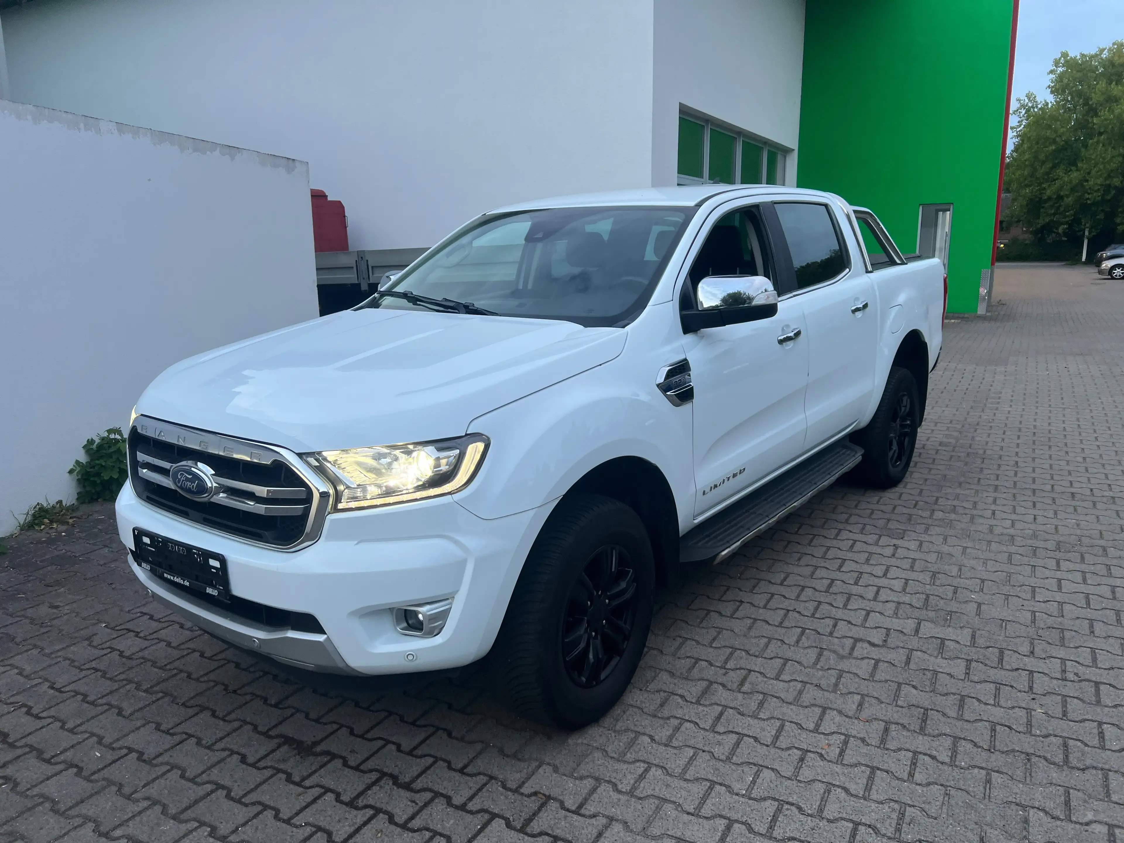 Ford Ranger Limited Doppelkabine 4x4 — photo 2