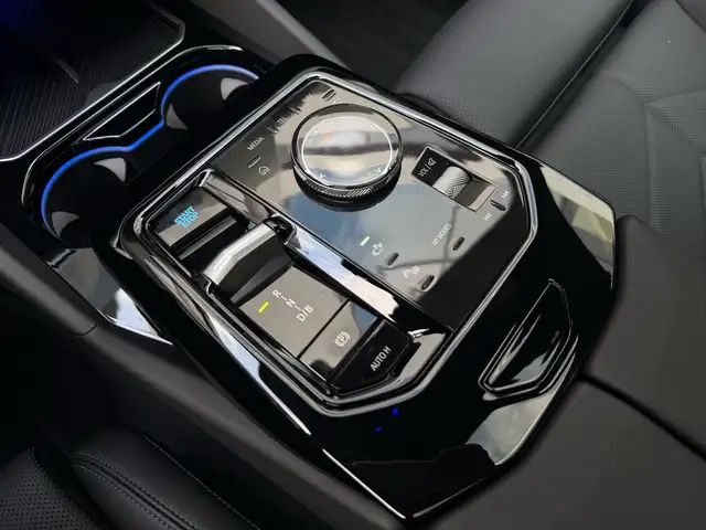 BMW I5 view 14