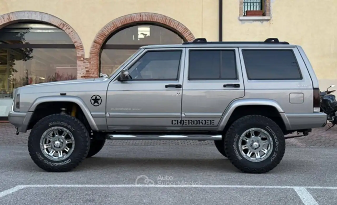 Jeep Cherokee 5p 2.5 td Limited LX my01, foto 1
