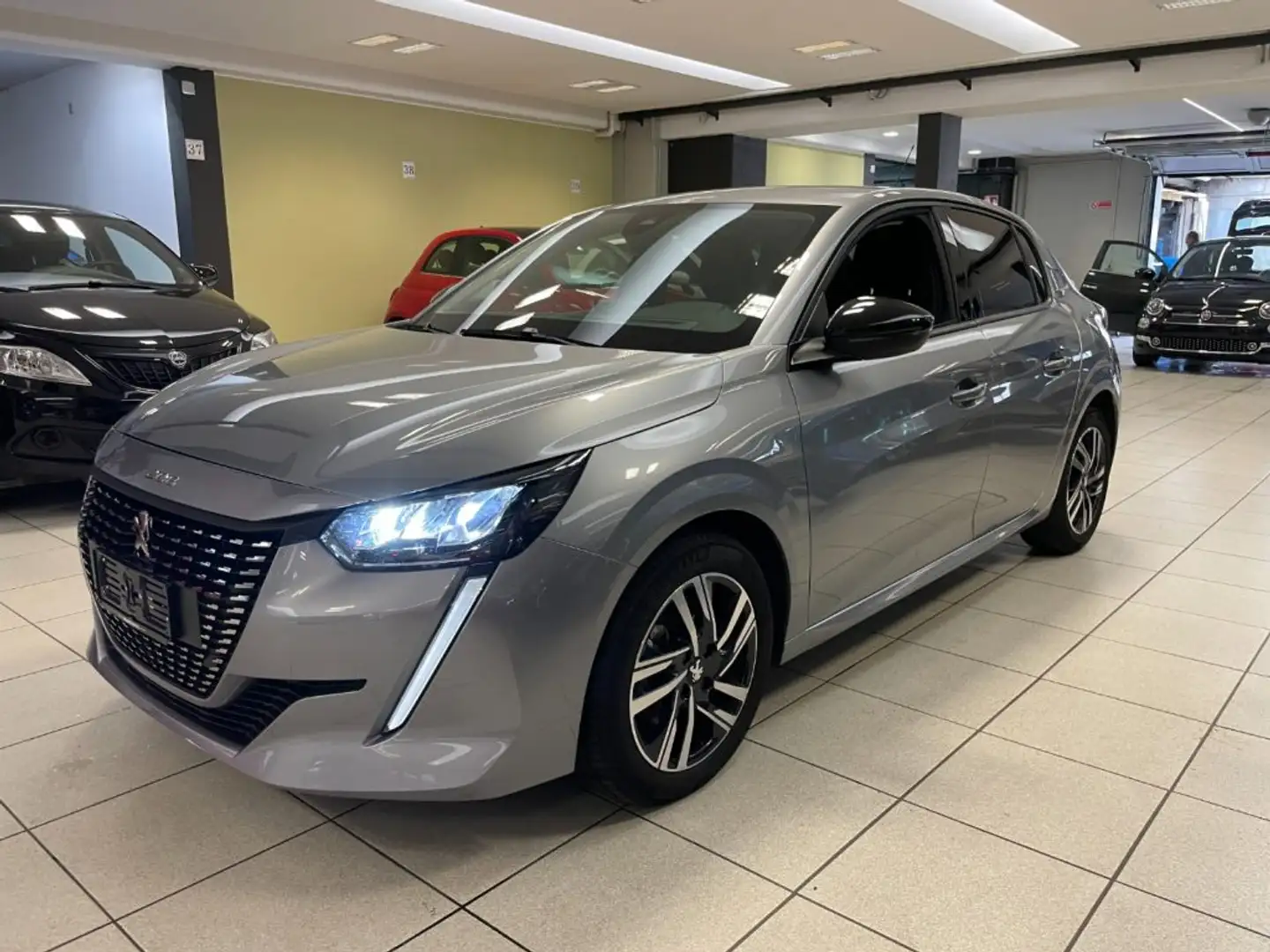 Peugeot 208 PureTech 100CV 5 porte Allure-PROMO Grigio - 1