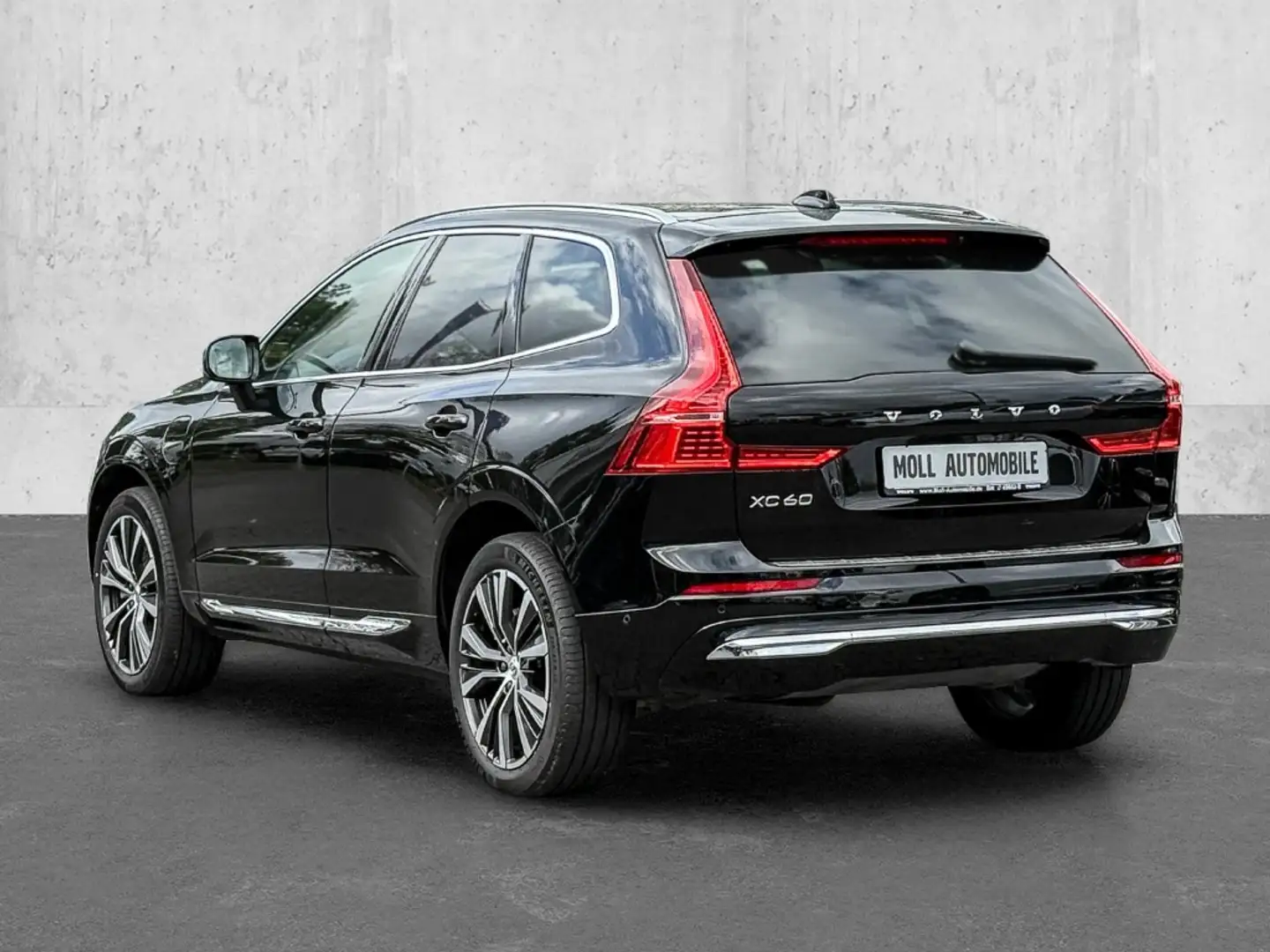 Volvo XC60 Inscription Recharge Plug-In Hybrid AWD T8 Twin En Schwarz - 2