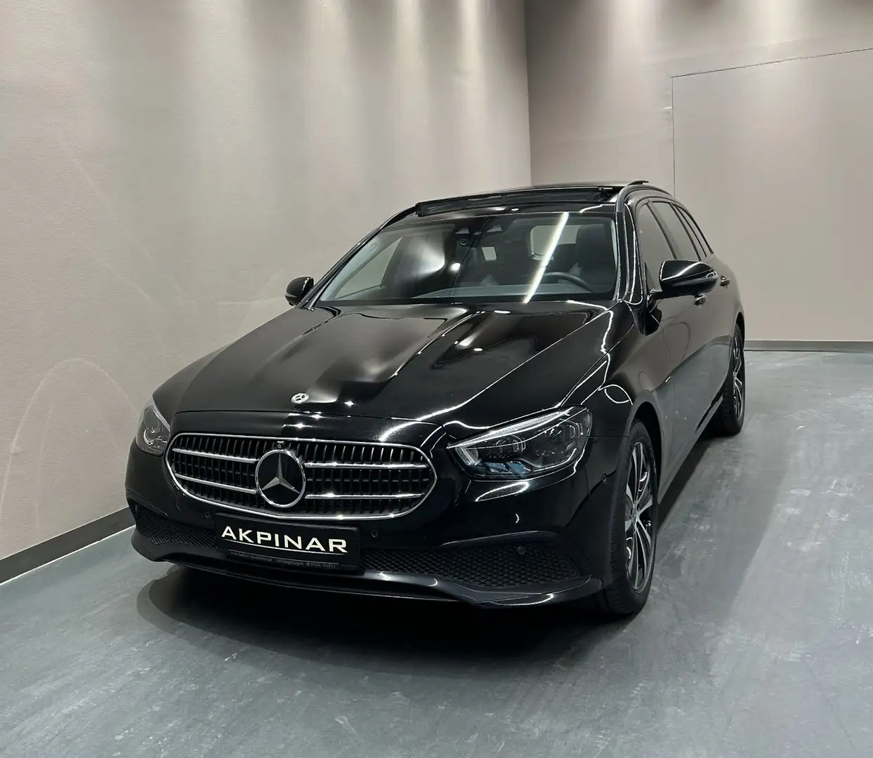 Mercedes-Benz E 300 E300 de T *PANO*NIGHT*BURMESTER*AHK*WIDE*360°* Schwarz - 2