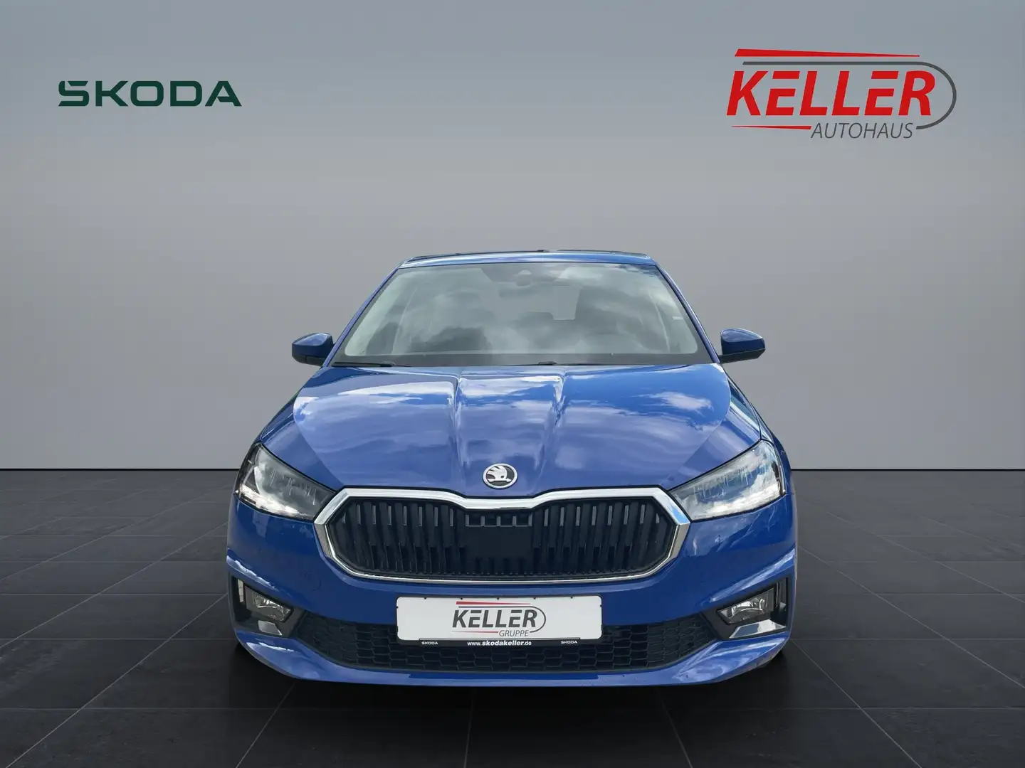 Skoda Fabia Essence 1,0 MPI 59 kW 5-Gang-Schaltgetriebe Blau - 2