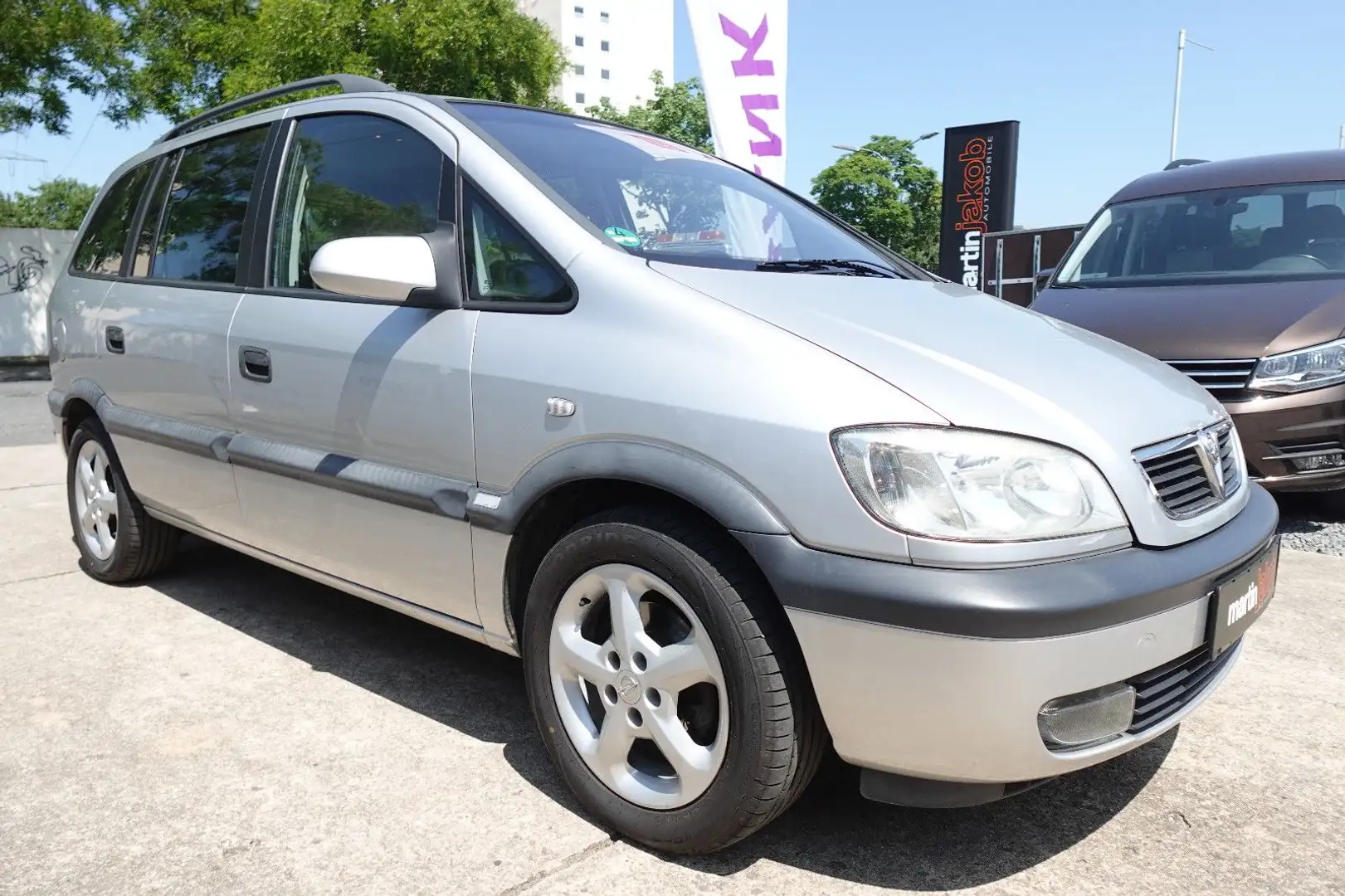 Opel Zafira 1.8 16V Elegance Argent - 1