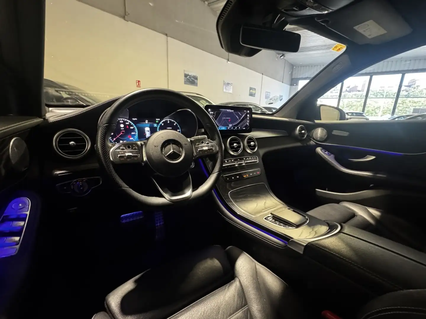 Mercedes-Benz GLC 300 Coupé 300d 4Matic 9G-Tronic Weiß - 2