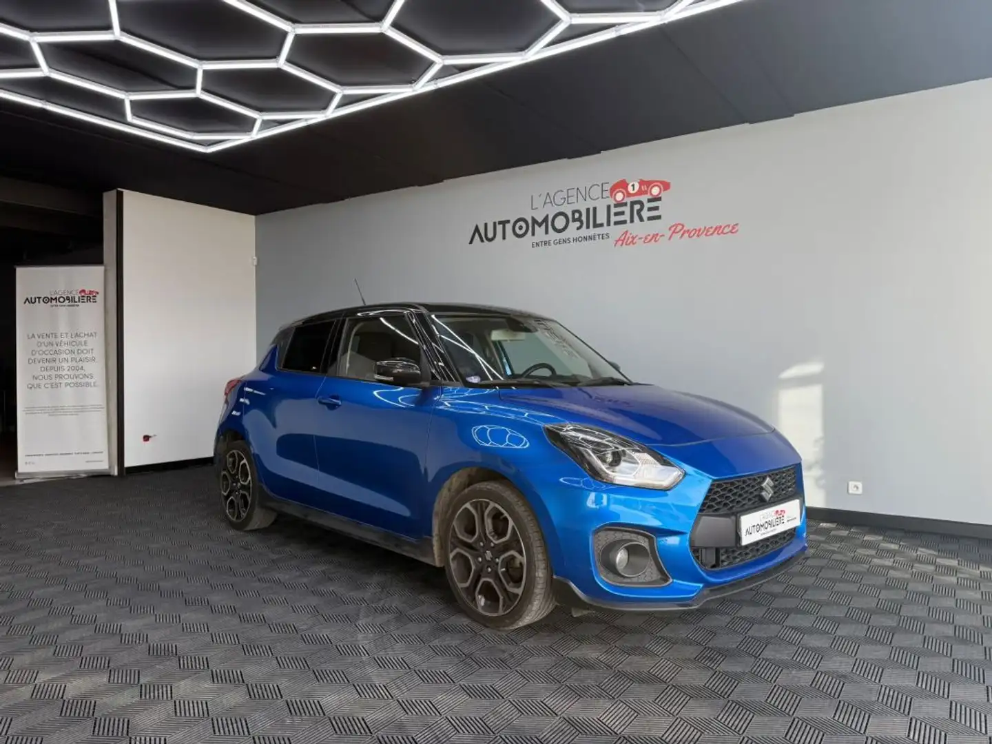Suzuki Swift Sport 1.4 SHVS 129 ch – Entretien Complet Bleu - 1