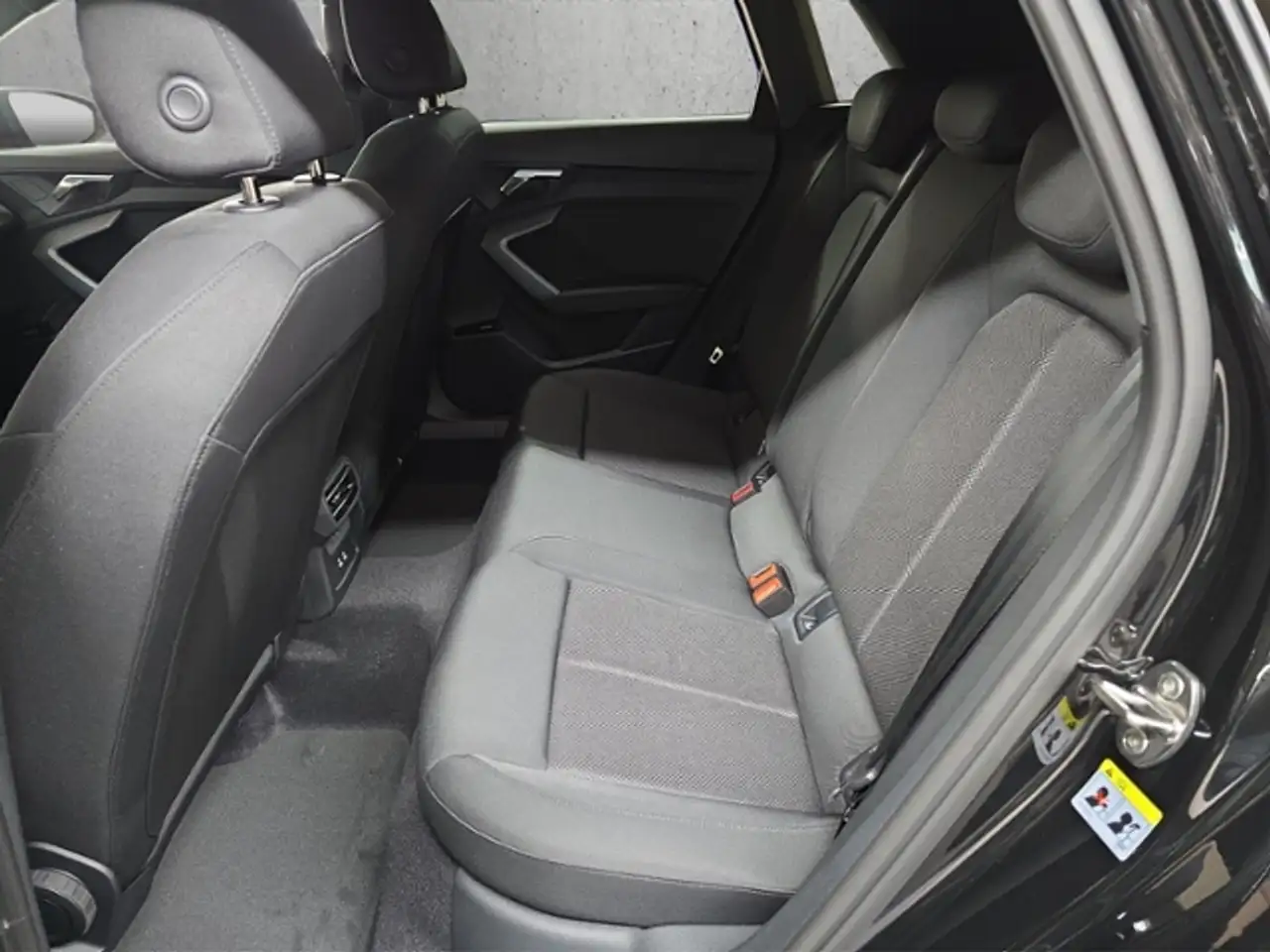 Audi A3 Sportback 2.0 TFSI quattro+S line+LED+NAVI 9