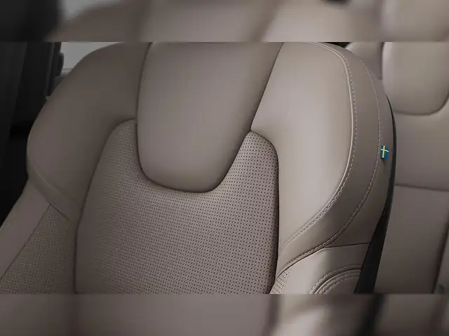 Volvo XC90 T8 Plus Dark 4LIFE | Auto Stahl Wien 23 Ansicht 16